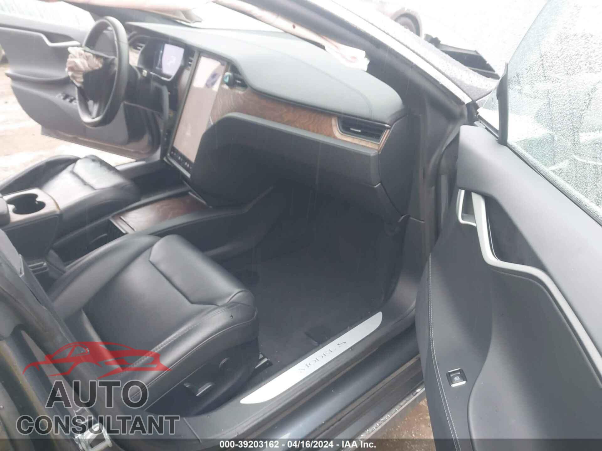 TESLA MODEL S 2019 - 5YJSA1E23KF306622