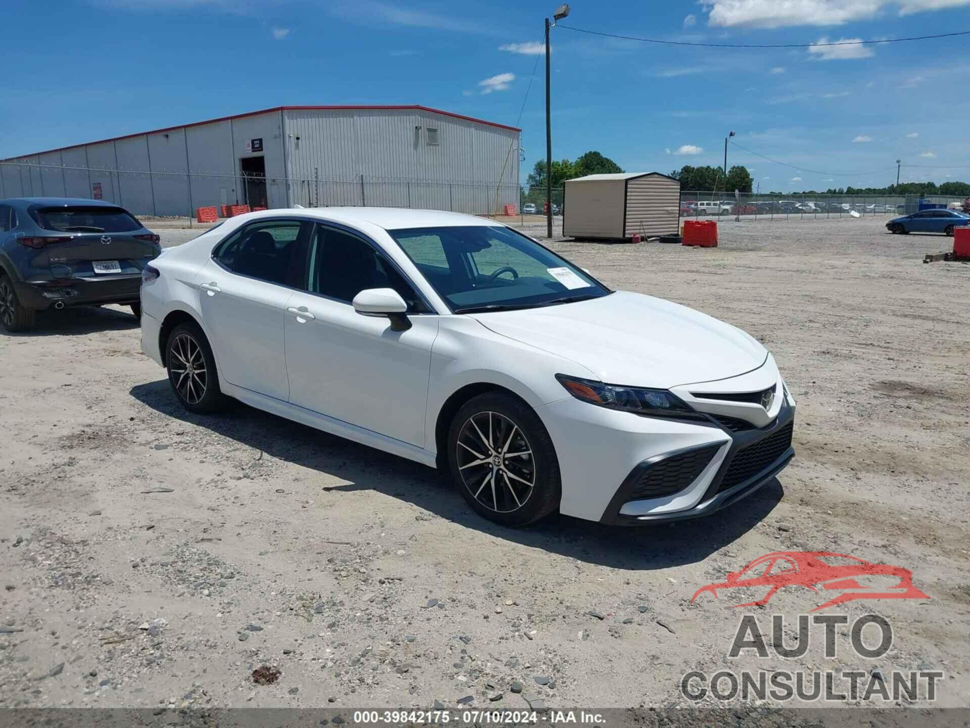 TOYOTA CAMRY 2024 - 4T1G11AK1RU233761