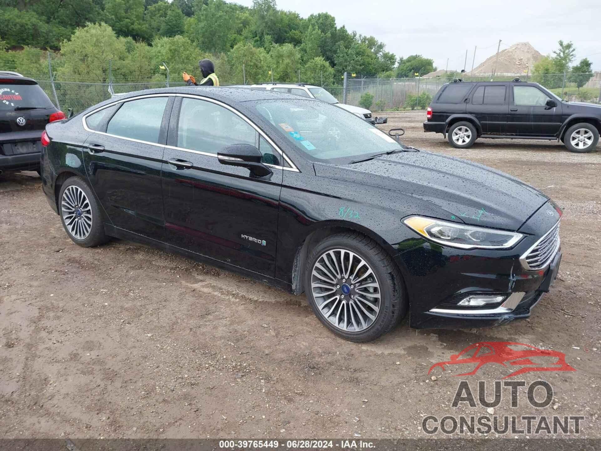 FORD FUSION HYBRID 2018 - 3FA6P0RU0JR120626