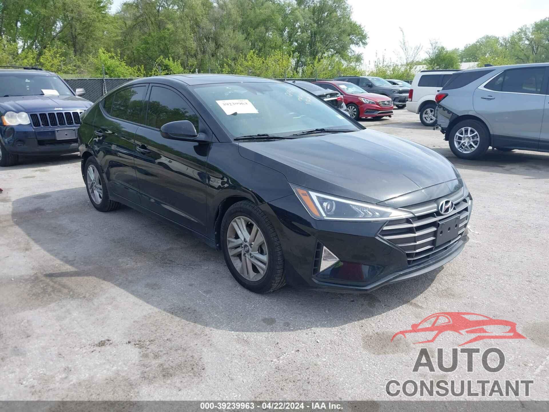 HYUNDAI ELANTRA 2020 - KMHD84LF8LU946387