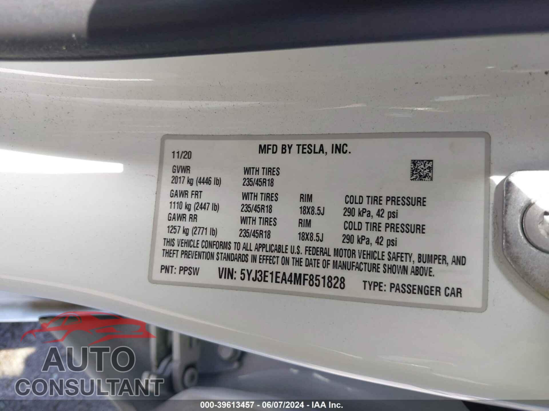 TESLA MODEL 3 2021 - 5YJ3E1EA4MF851828