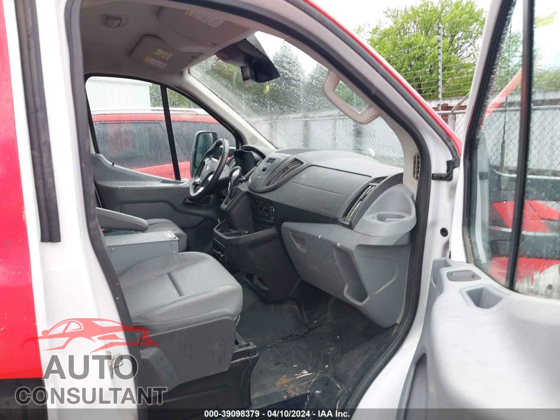 FORD TRANSIT-150 2017 - 1FTYE1YM7HKB12814