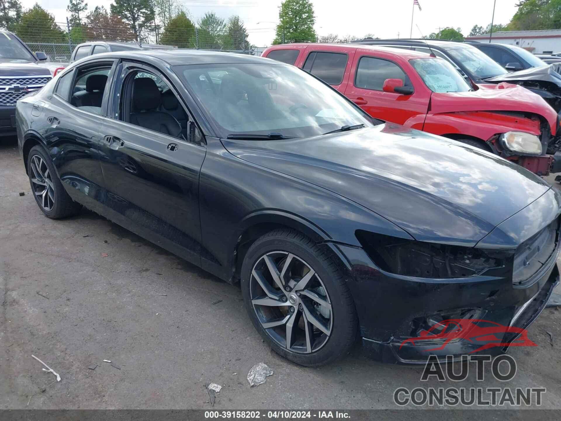 VOLVO S60 2019 - 7JRA22TK2KG003288