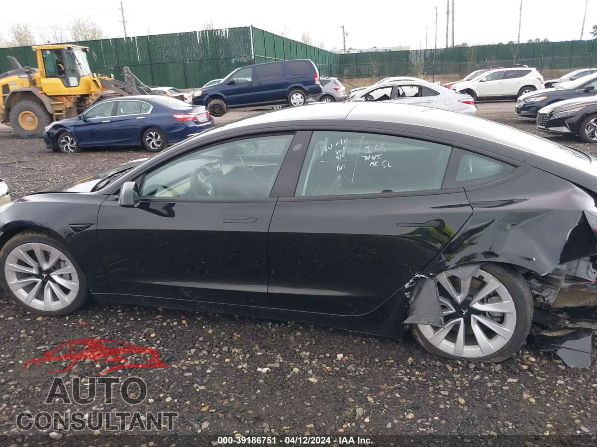 TESLA MODEL 3 2022 - 5YJ3E1EA4NF286112
