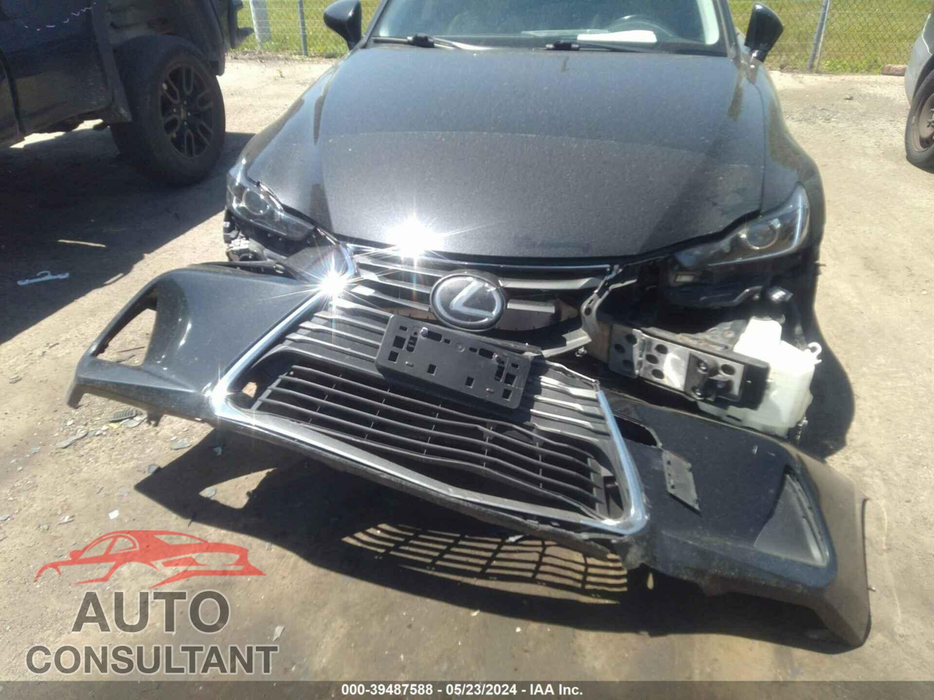 LEXUS IS 2017 - JTHCM1D28H5018844