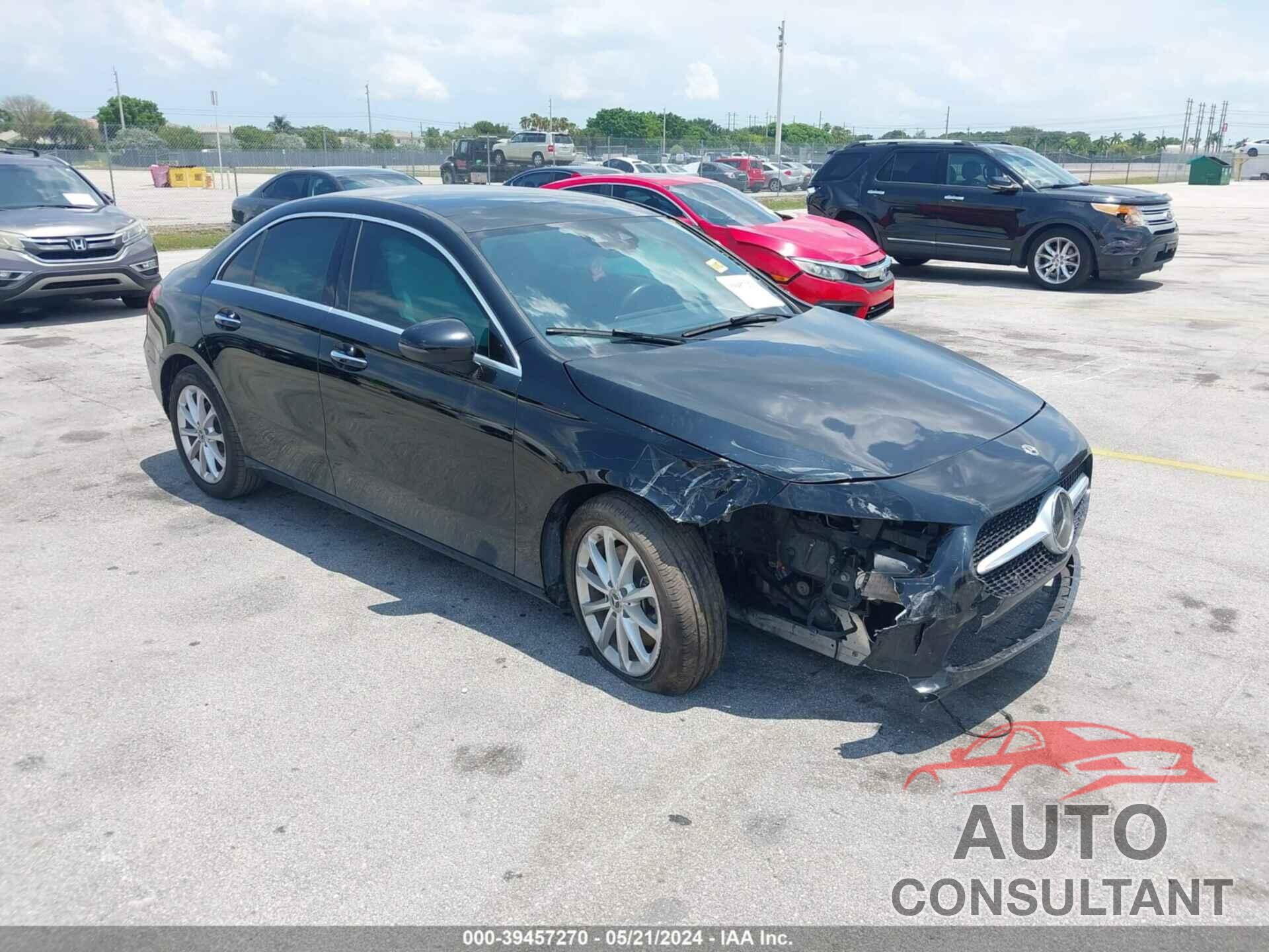 MERCEDES-BENZ A 220 2020 - W1K3G4EB2LJ230783