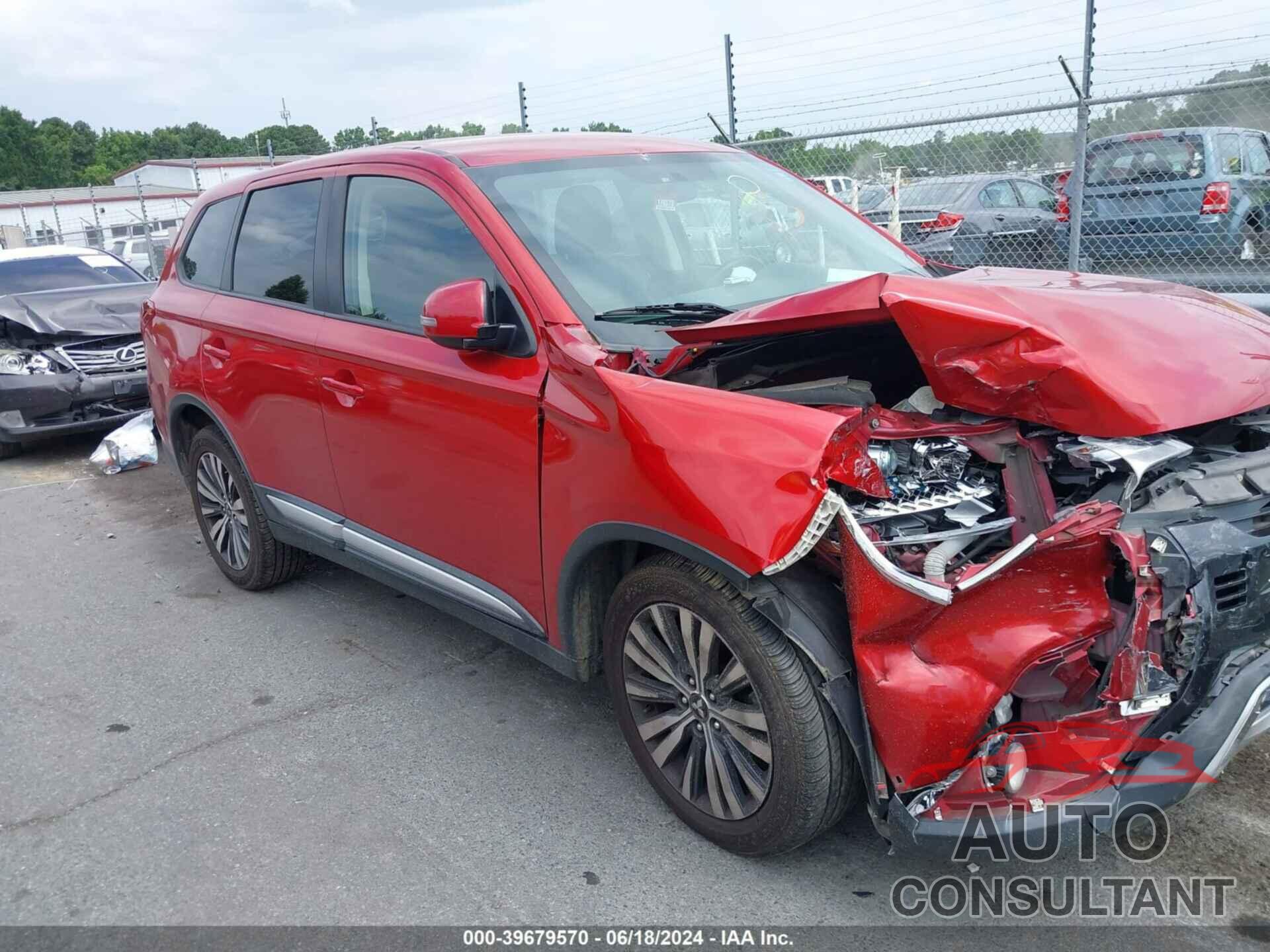 MITSUBISHI OUTLANDER 2019 - JA4AZ3A33KZ041574