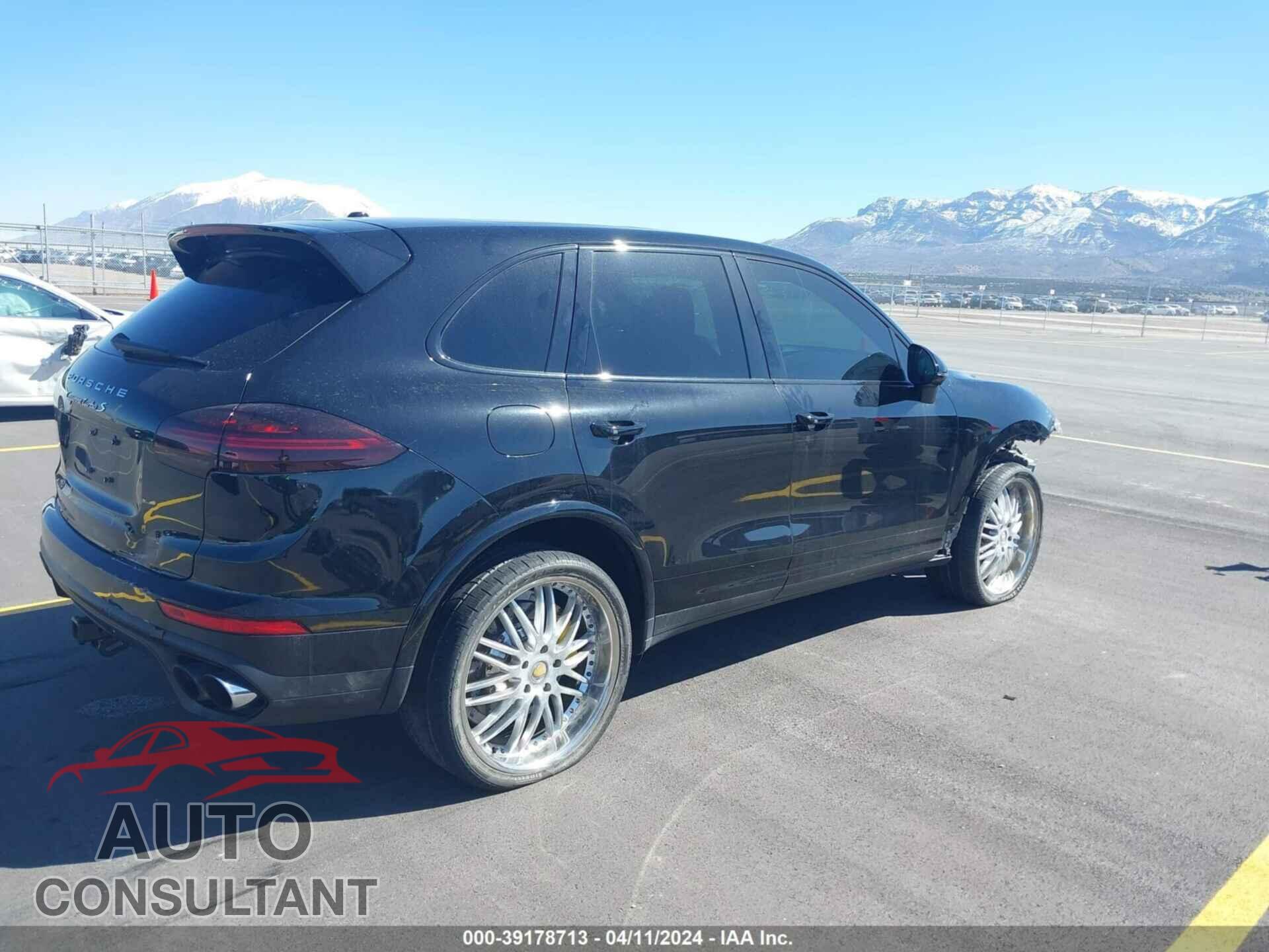 PORSCHE CAYENNE 2016 - WP1AC2A2XGLA86139