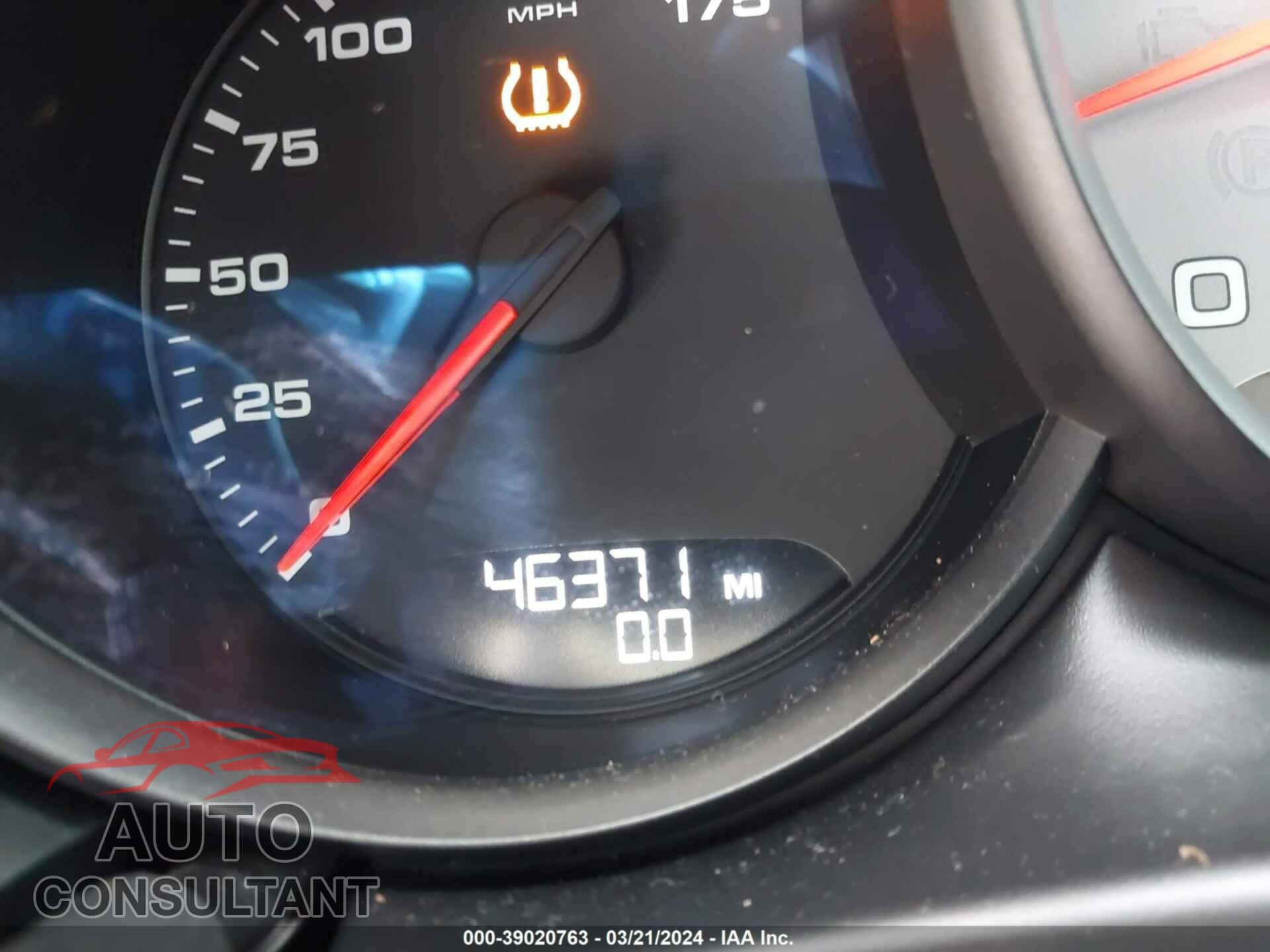 PORSCHE MACAN 2016 - WP1AB2A59GLB45971