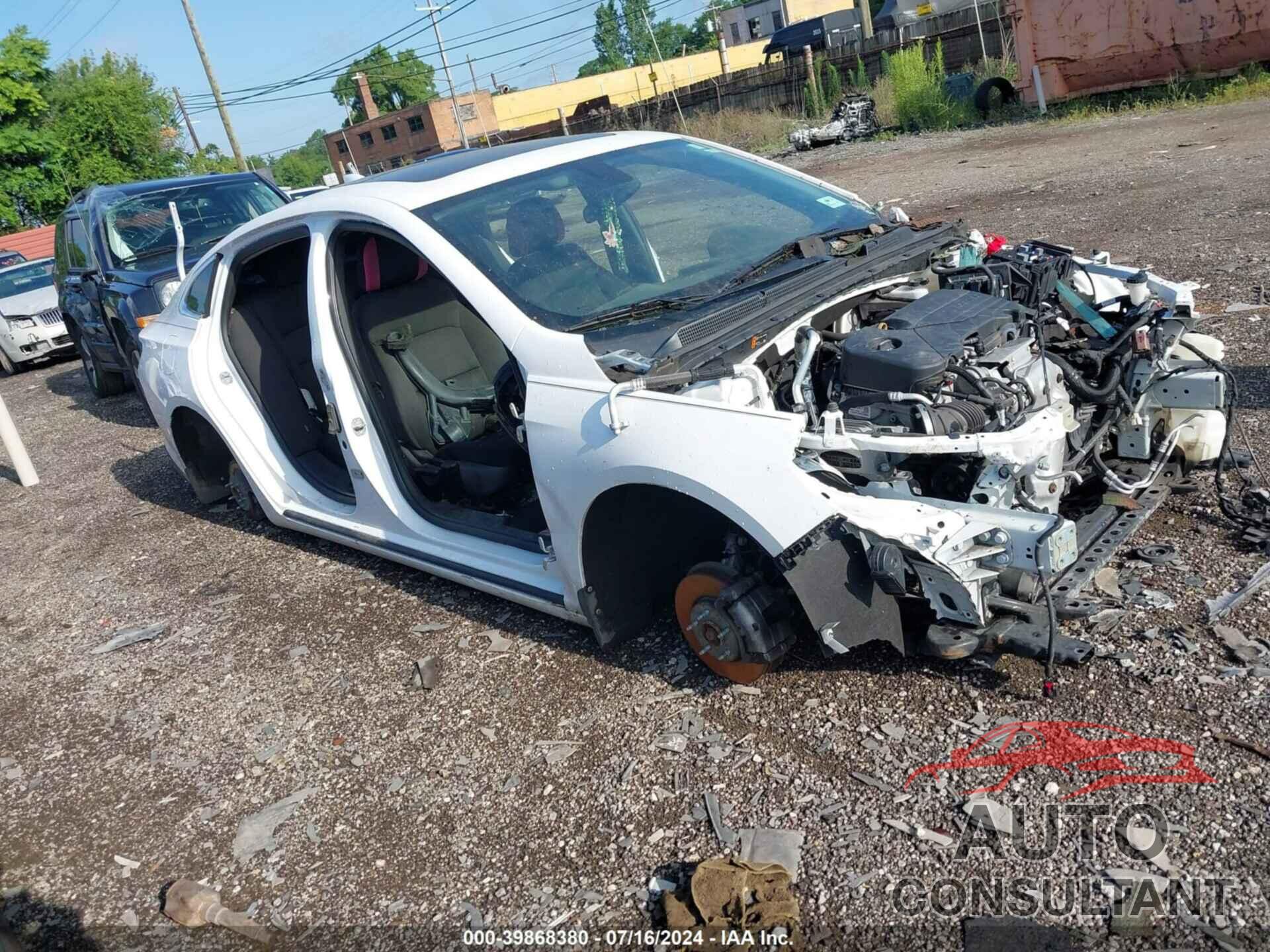 CHEVROLET MALIBU 2019 - 1G1ZD5ST7KF176164