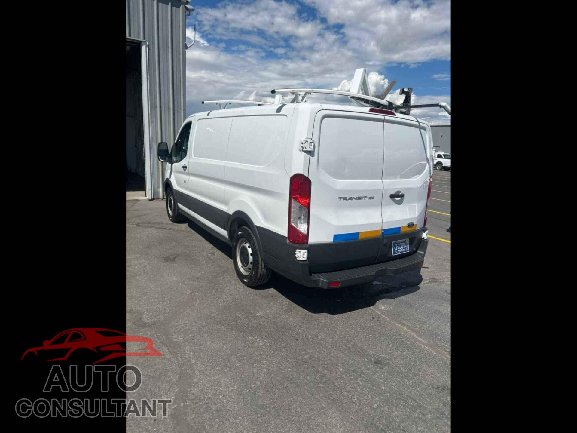 FORD TRANSIT 2017 - 1FTYE1YM2HKA60265