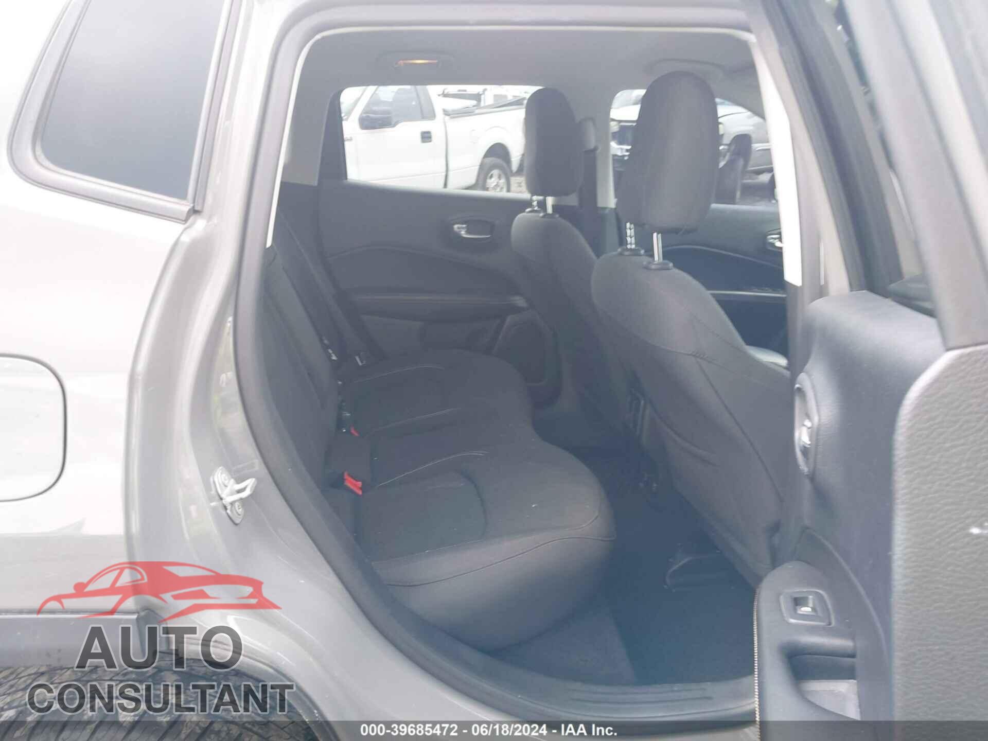 JEEP COMPASS 2019 - 3C4NJDAB4KT689301
