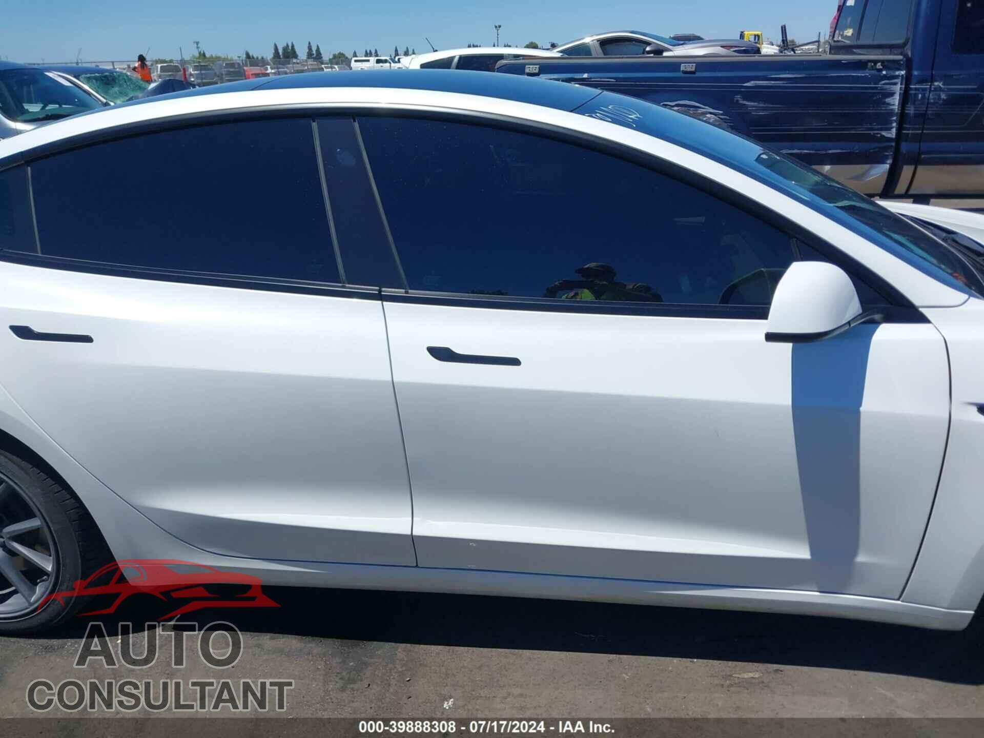 TESLA MODEL 3 2022 - 5YJ3E1EB7NF193349