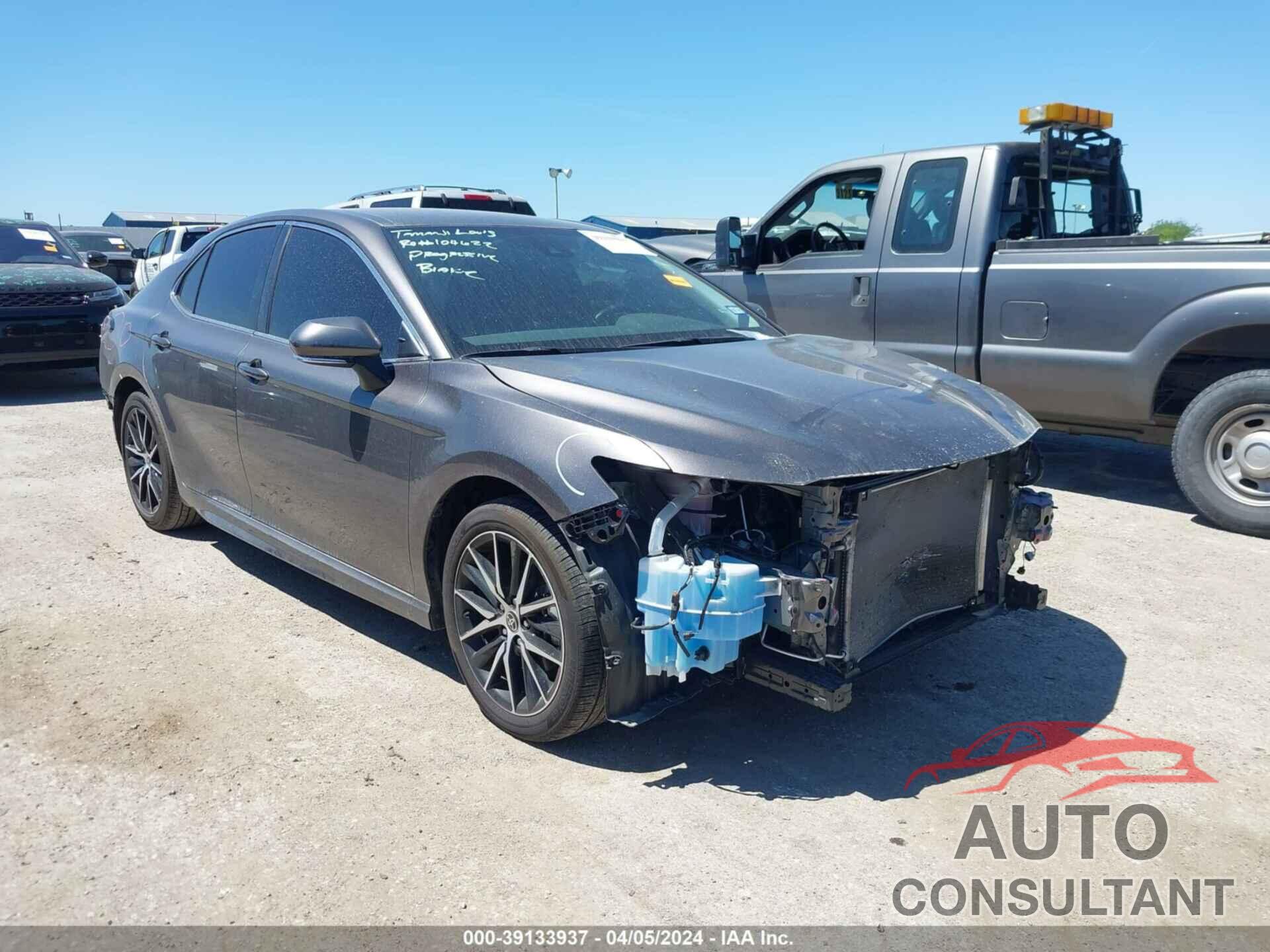 TOYOTA CAMRY 2023 - 4T1G11AK1PU798315