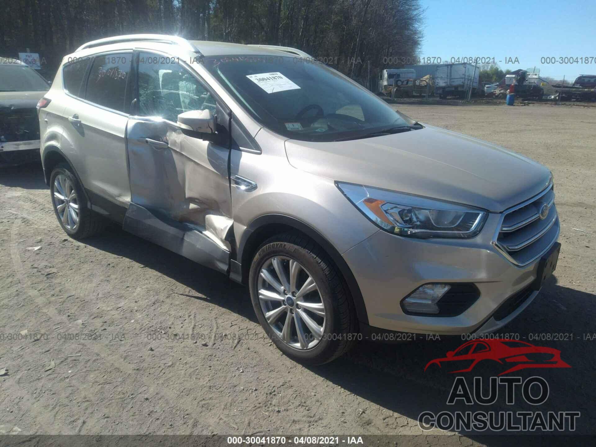 FORD ESCAPE 2017 - 1FMCU9JD2HUD50348