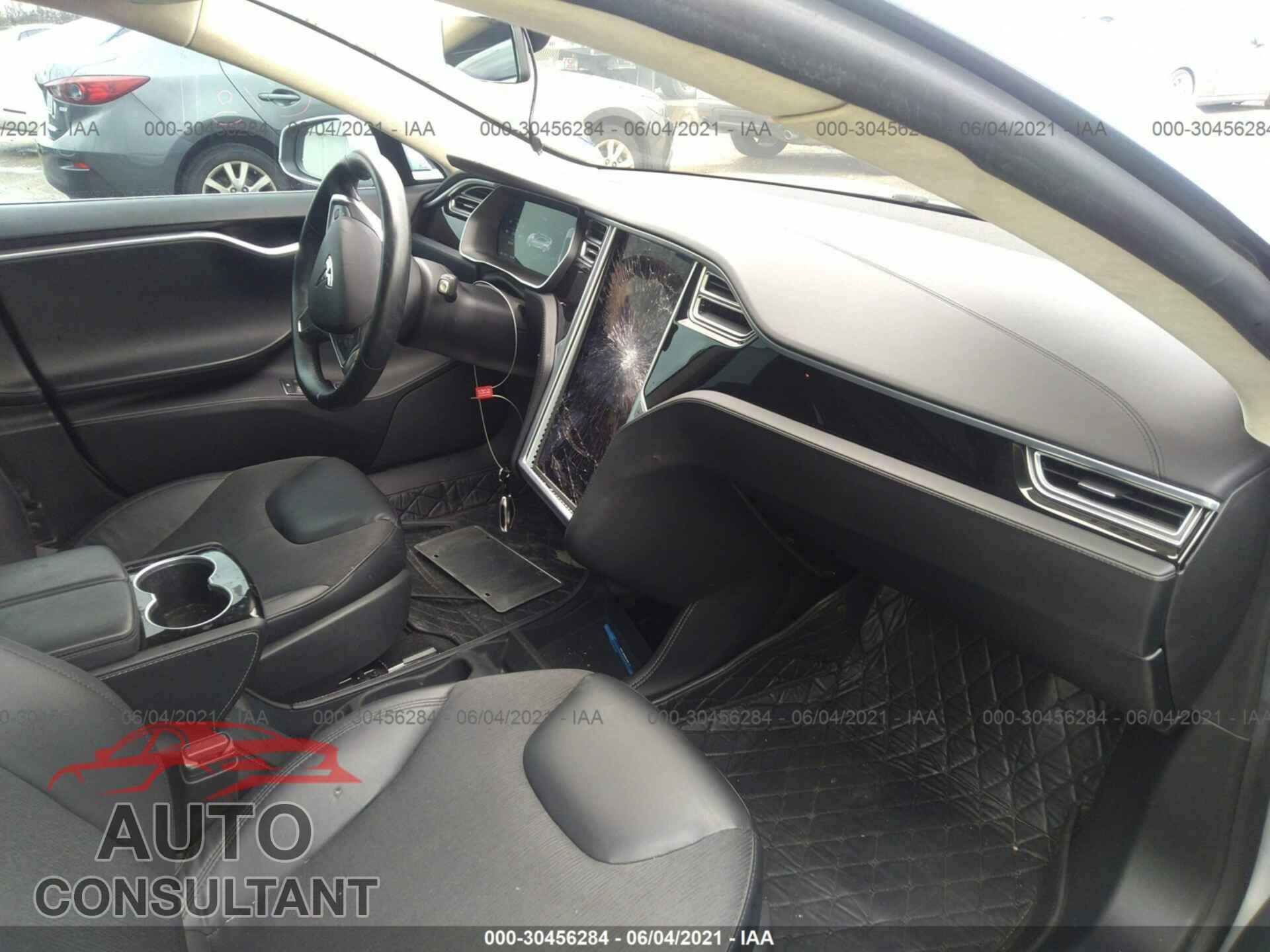 TESLA MODEL S 2016 - 5YJSA1E23GF132588