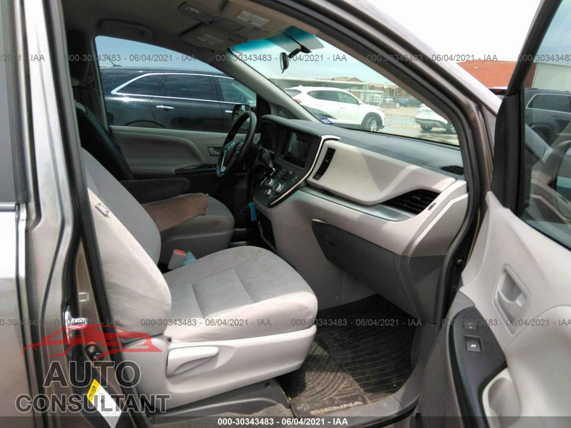 TOYOTA SIENNA 2017 - 5TDZZ3DC9HS887724