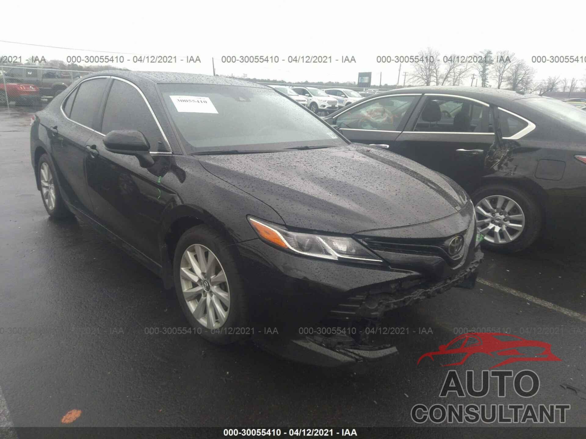 TOYOTA CAMRY 2018 - 4T1B11HKXJU145943