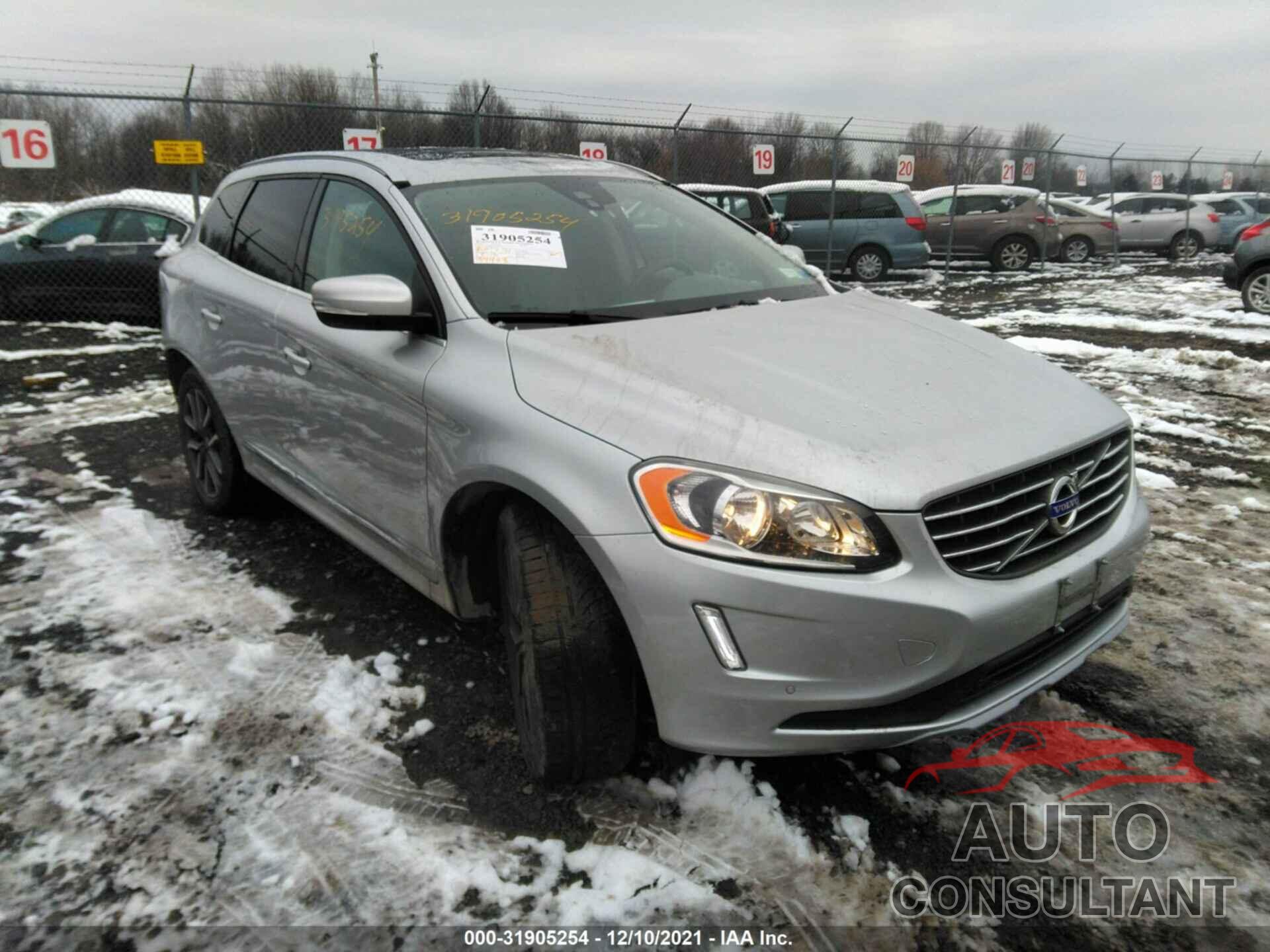 VOLVO XC60 2016 - YV4902RKXG2846378