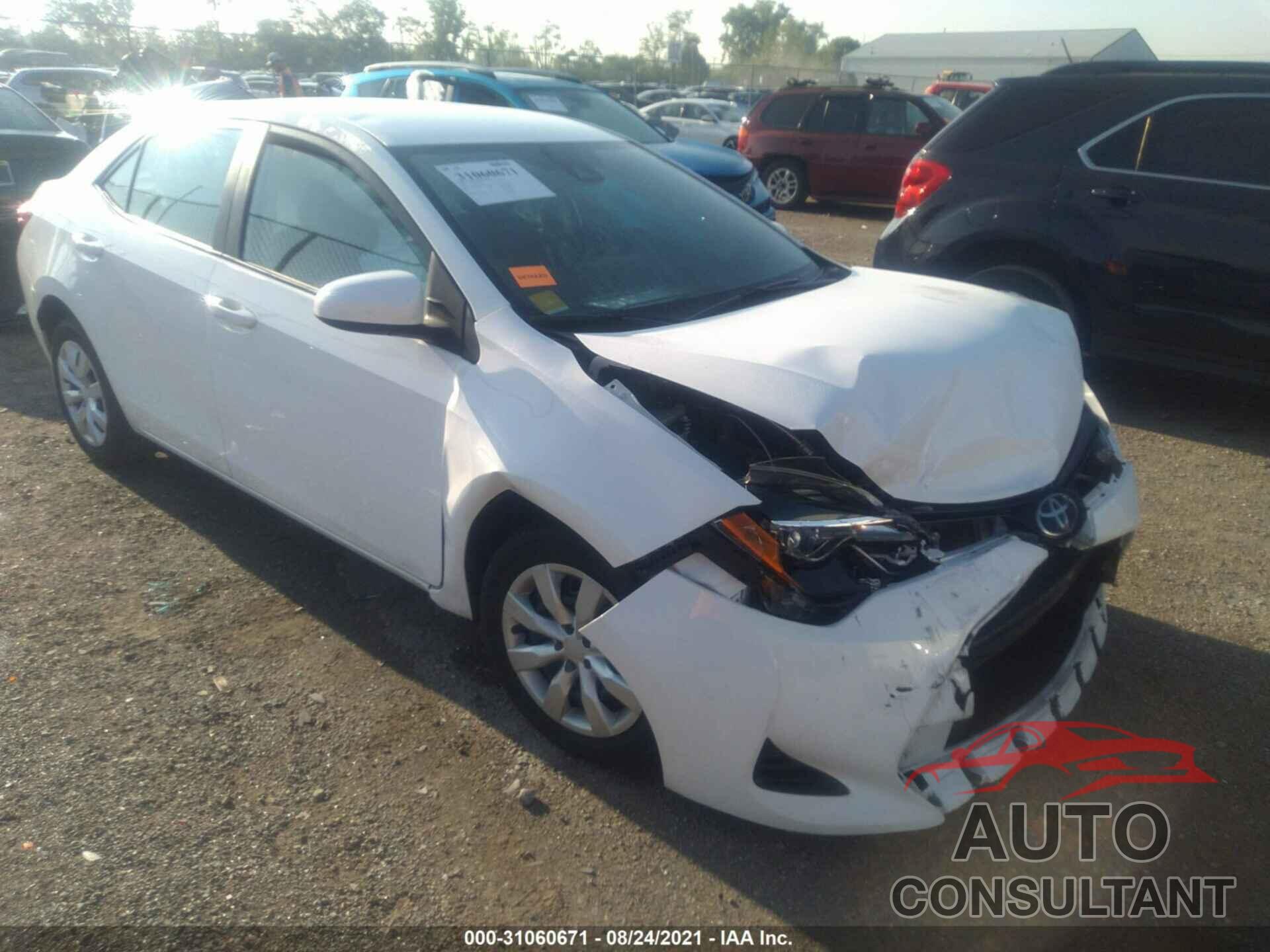 TOYOTA COROLLA 2018 - 2T1BURHE2JC109486