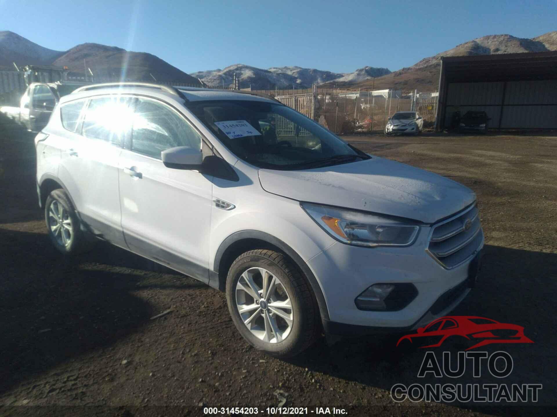 FORD ESCAPE 2018 - 1FMCU9GD6JUA73801
