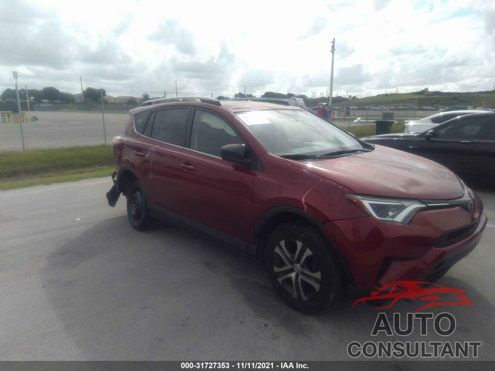 TOYOTA RAV4 2018 - JTMBFREV5JD226724