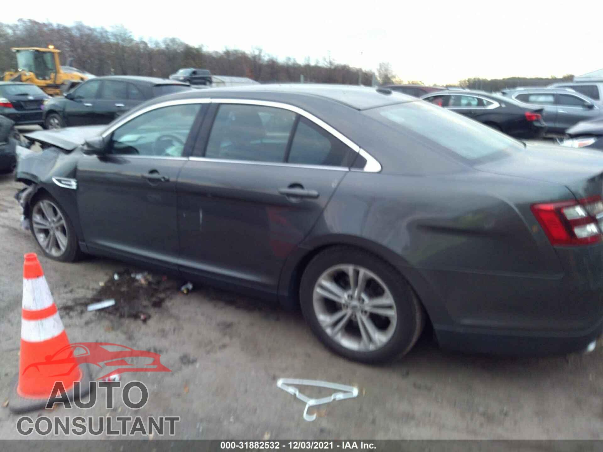 FORD TAURUS 2017 - 1FAHP2H8XHG113712