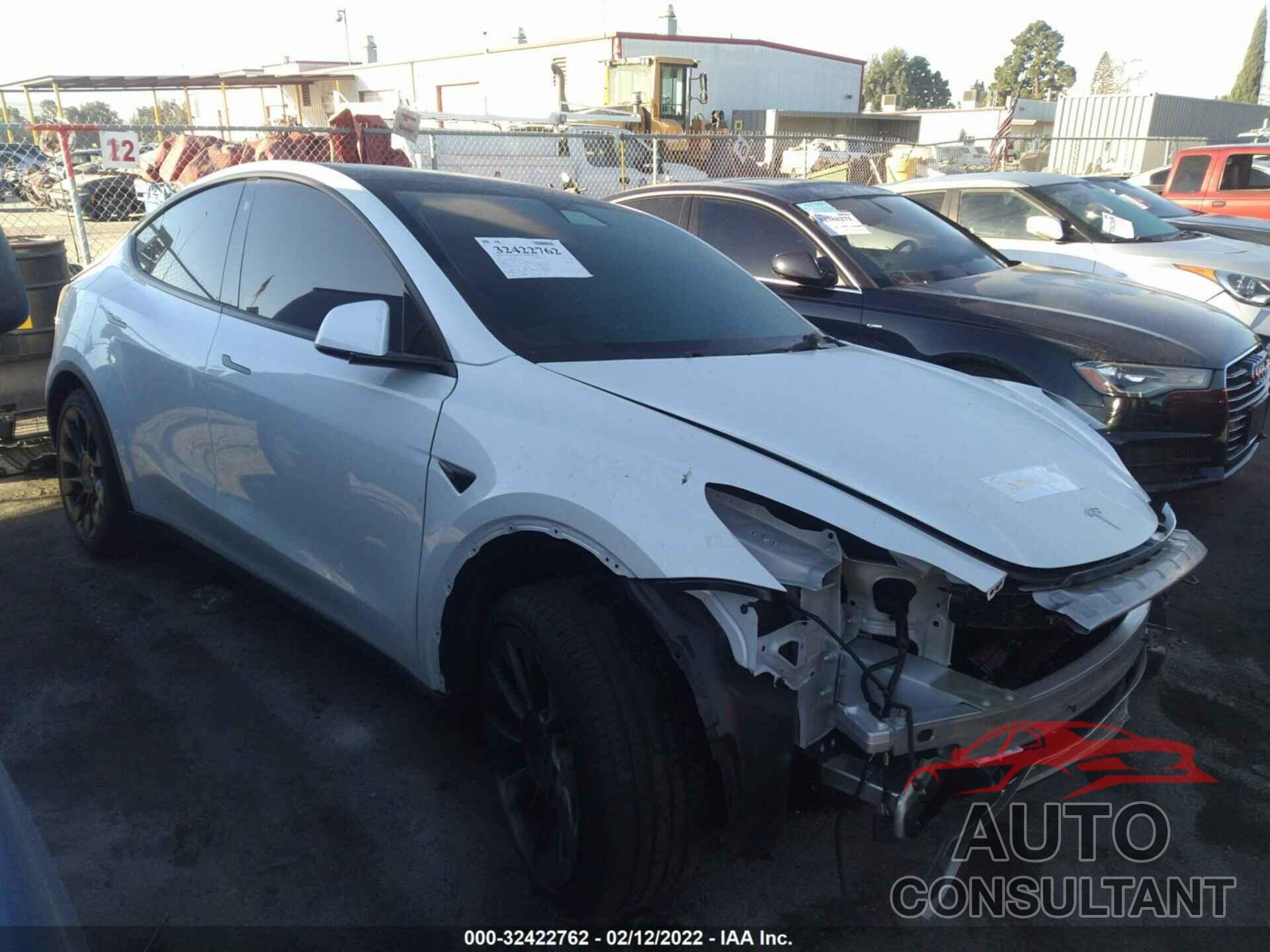 TESLA MODEL Y 2022 - 7SAYGDEE8NF366973