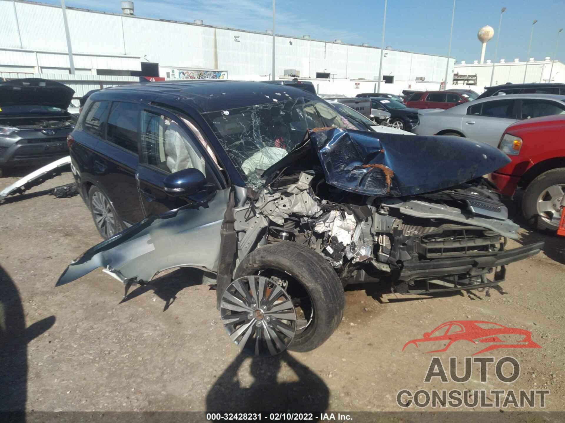 MITSUBISHI OUTLANDER 2020 - JA4AD3A34LZ005909