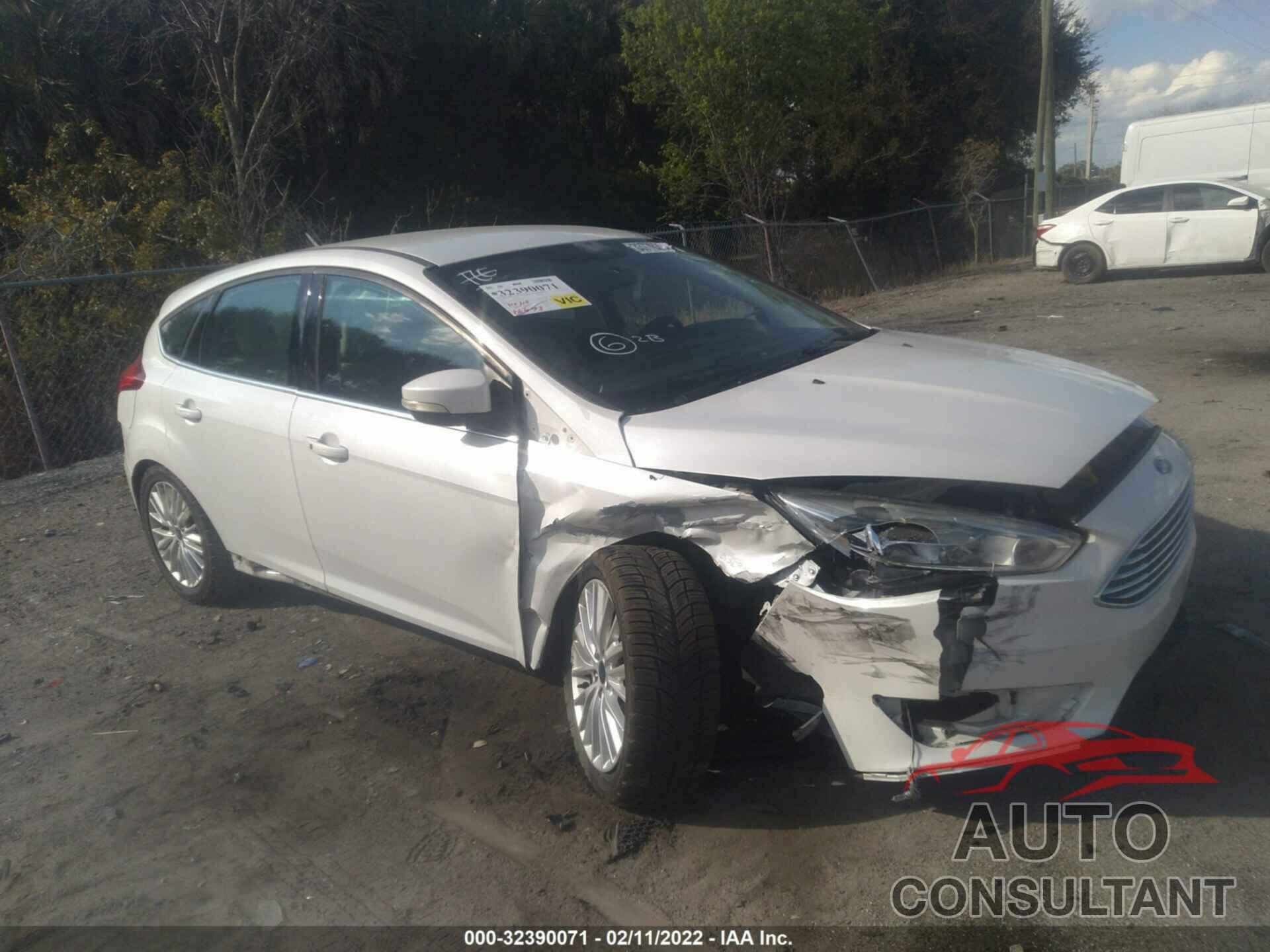 FORD FOCUS 2016 - 1FADP3N24GL299628