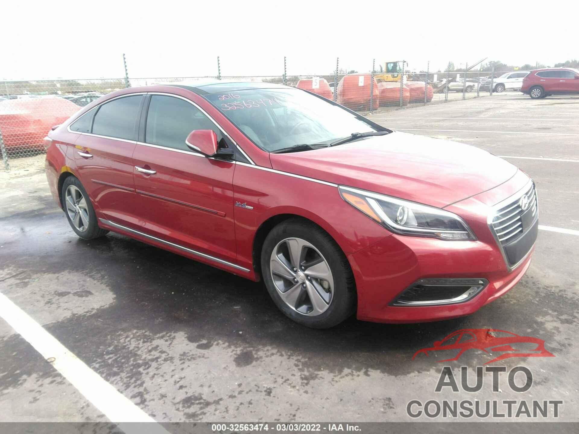 HYUNDAI SONATA HYBRID 2016 - KMHE34L10GA019396