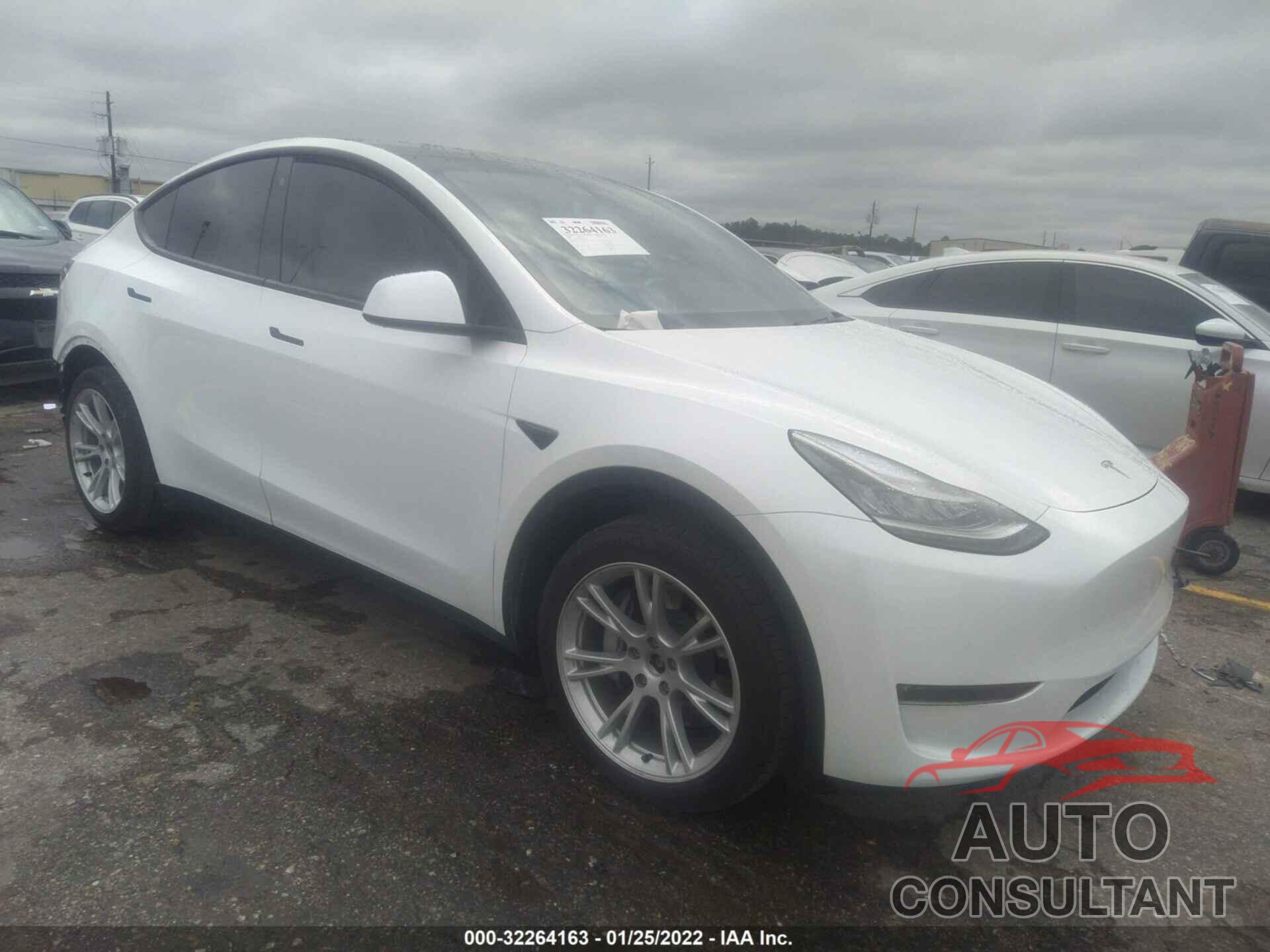 TESLA MODEL Y 2020 - 5YJYGDEE2LF036353