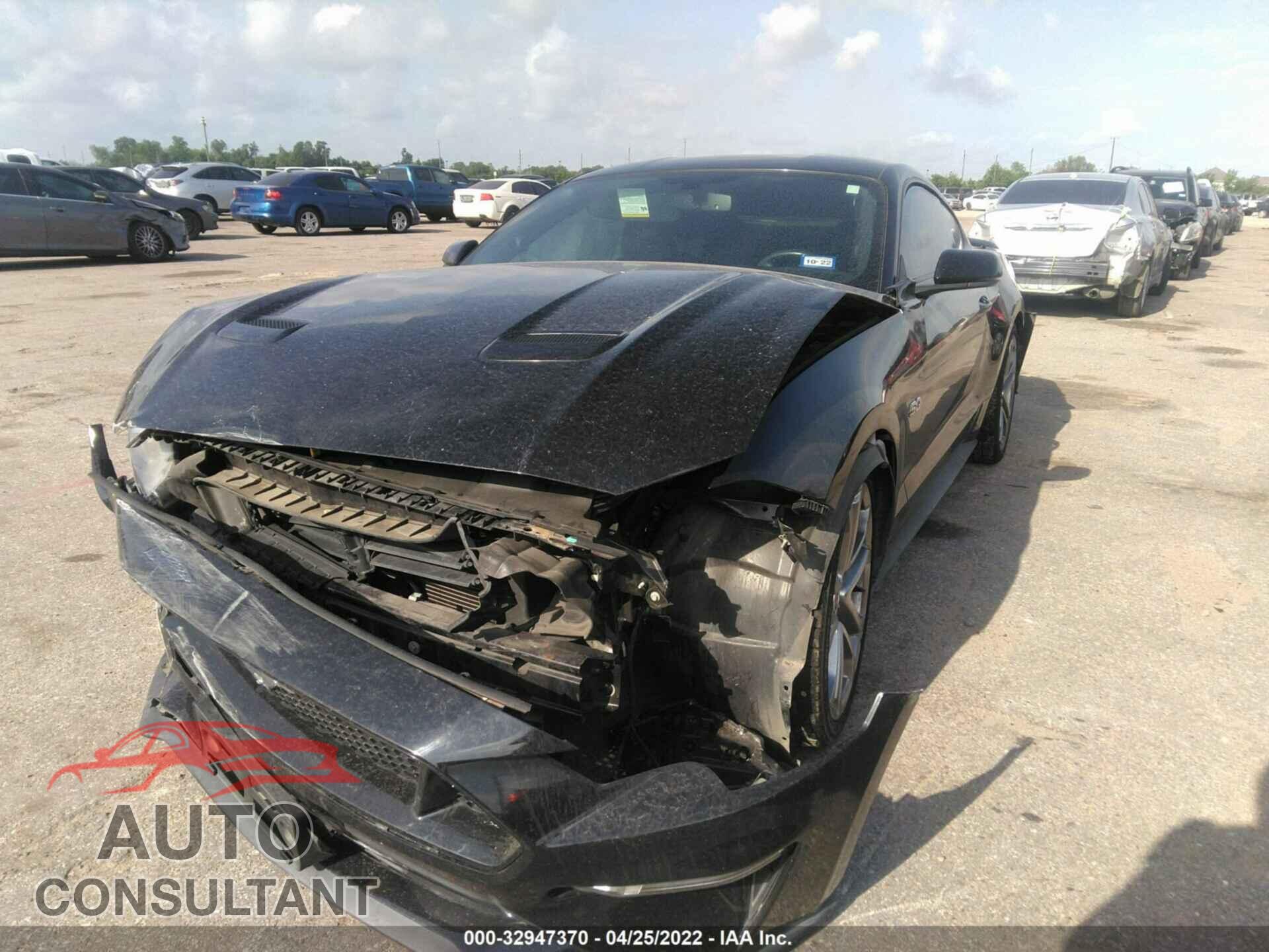 FORD MUSTANG 2018 - 1FA6P8CF9J5128574