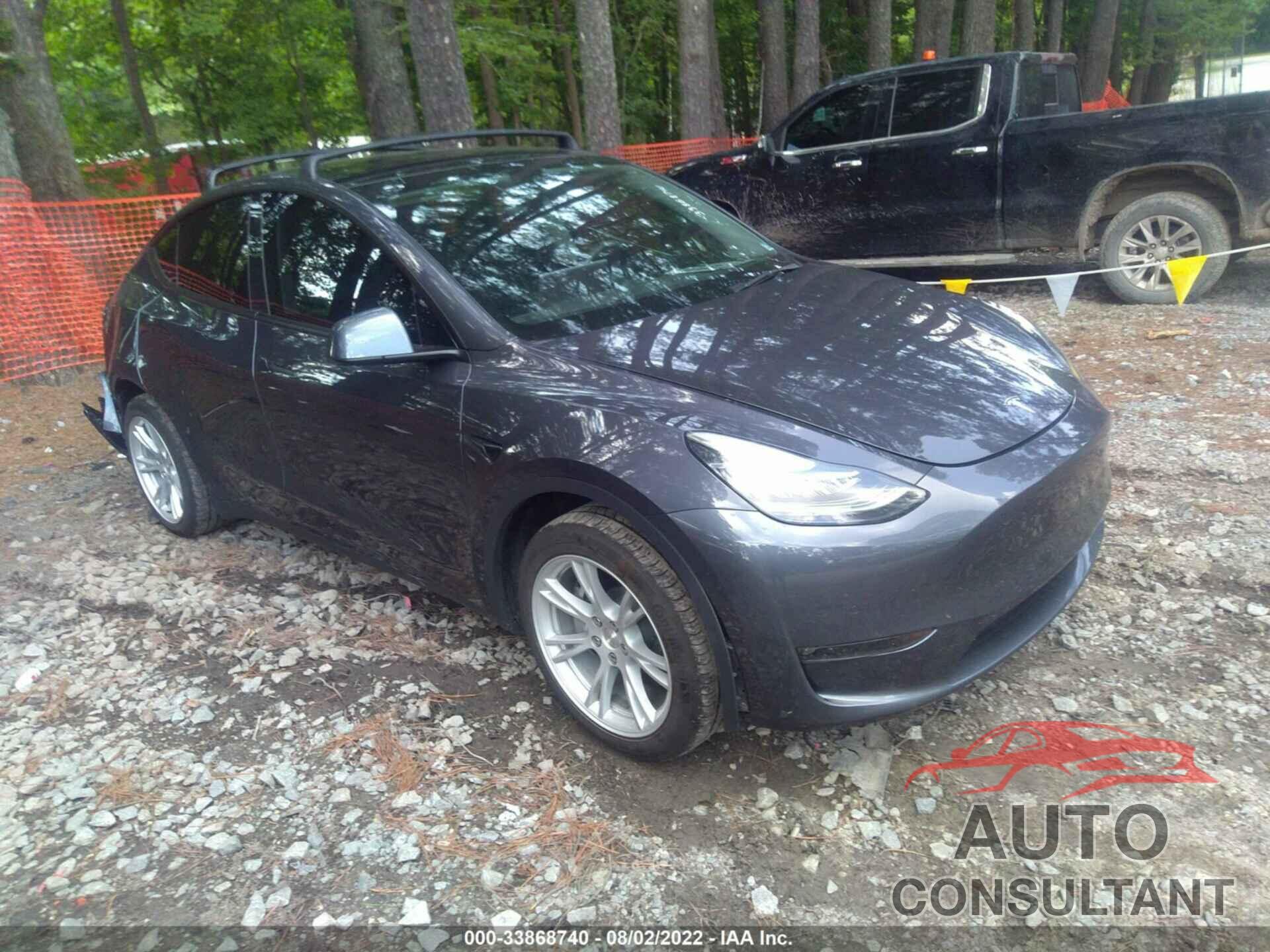 TESLA MODEL Y 2021 - 5YJYGDEE0MF254955