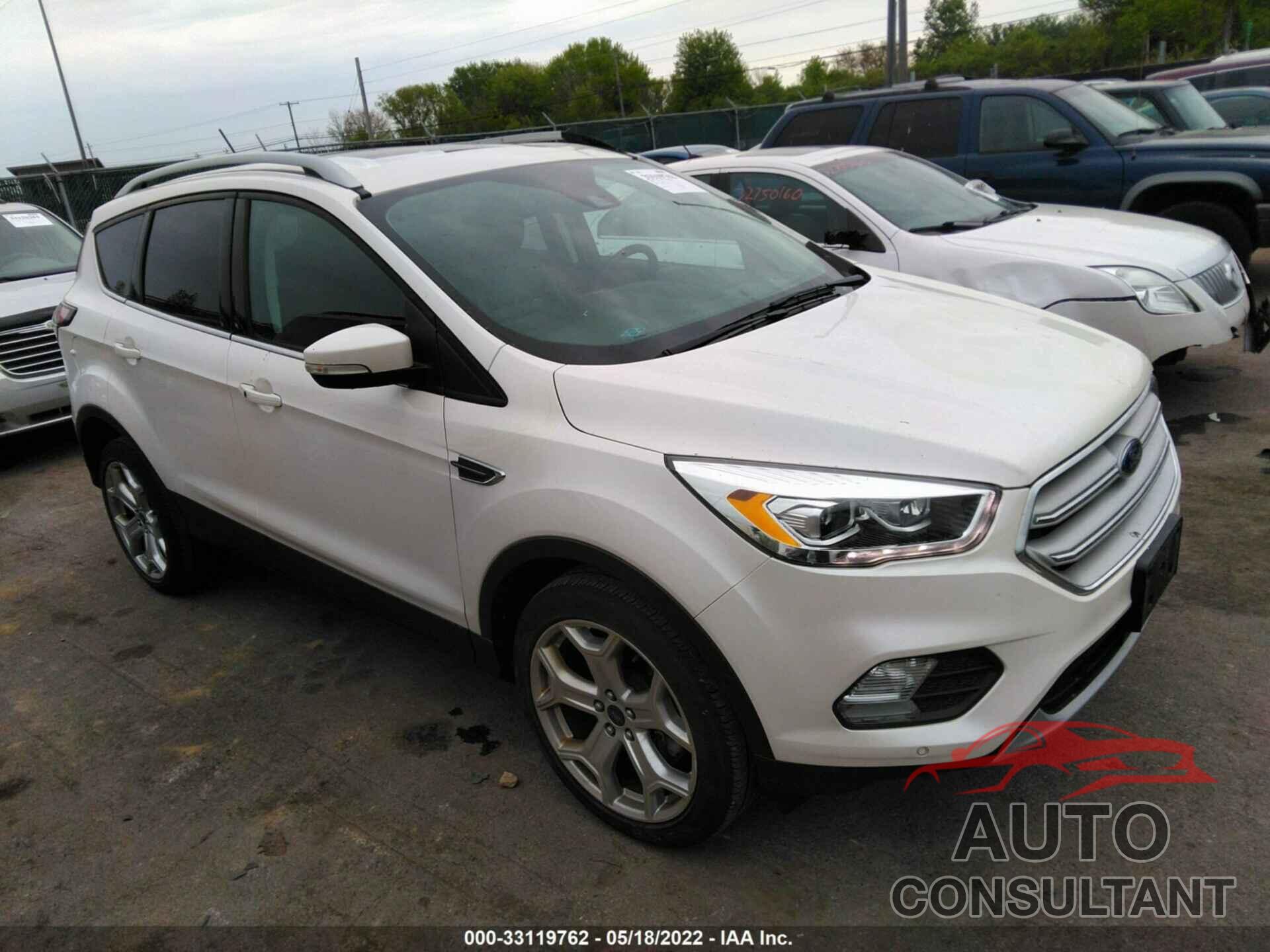 FORD ESCAPE 2018 - 1FMCU9J97JUB38658