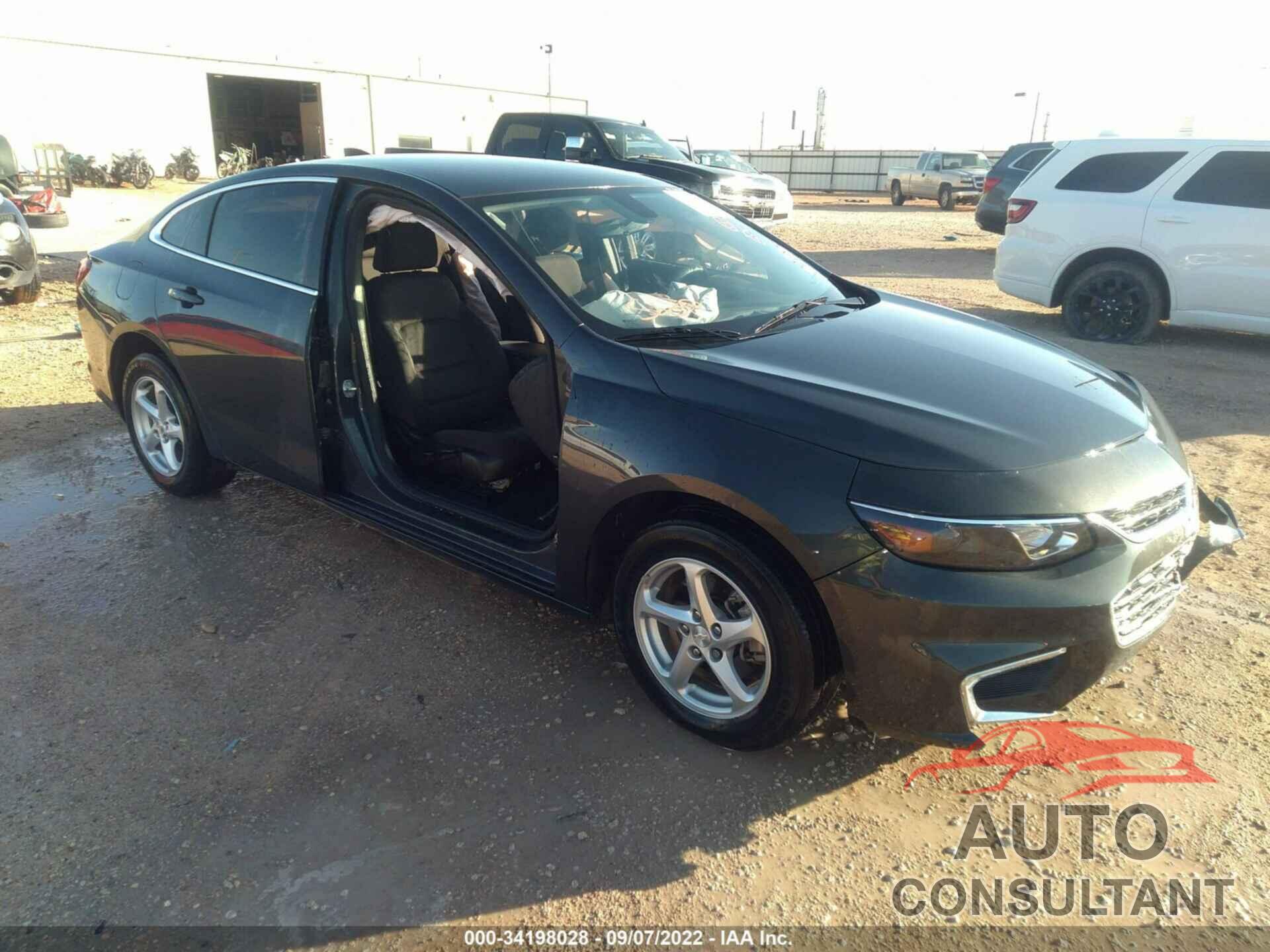 CHEVROLET MALIBU 2018 - 1G1ZB5ST7JF119869