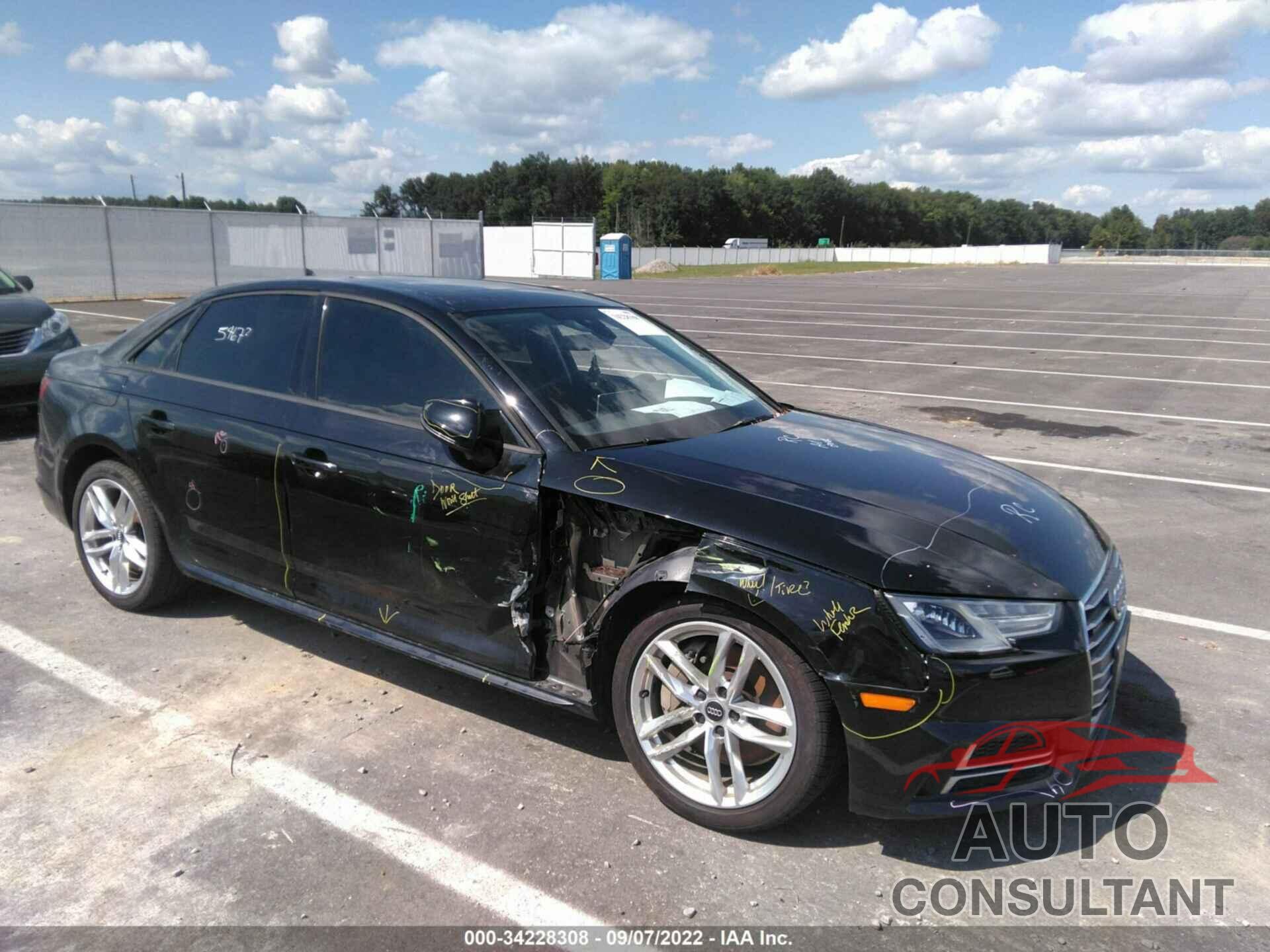 AUDI A4 2017 - WAUDNAF42HN049554