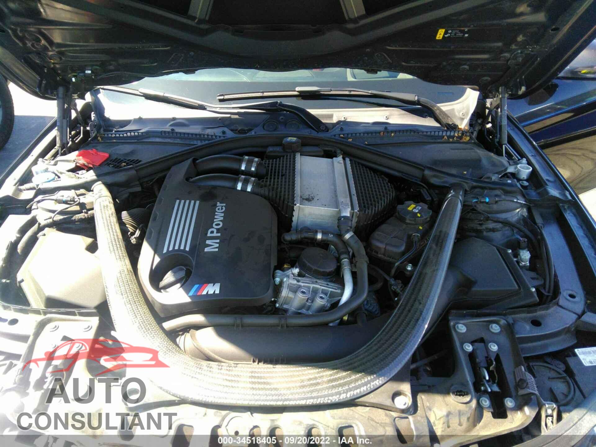 BMW M4 2017 - WBS3R9C56HK709703