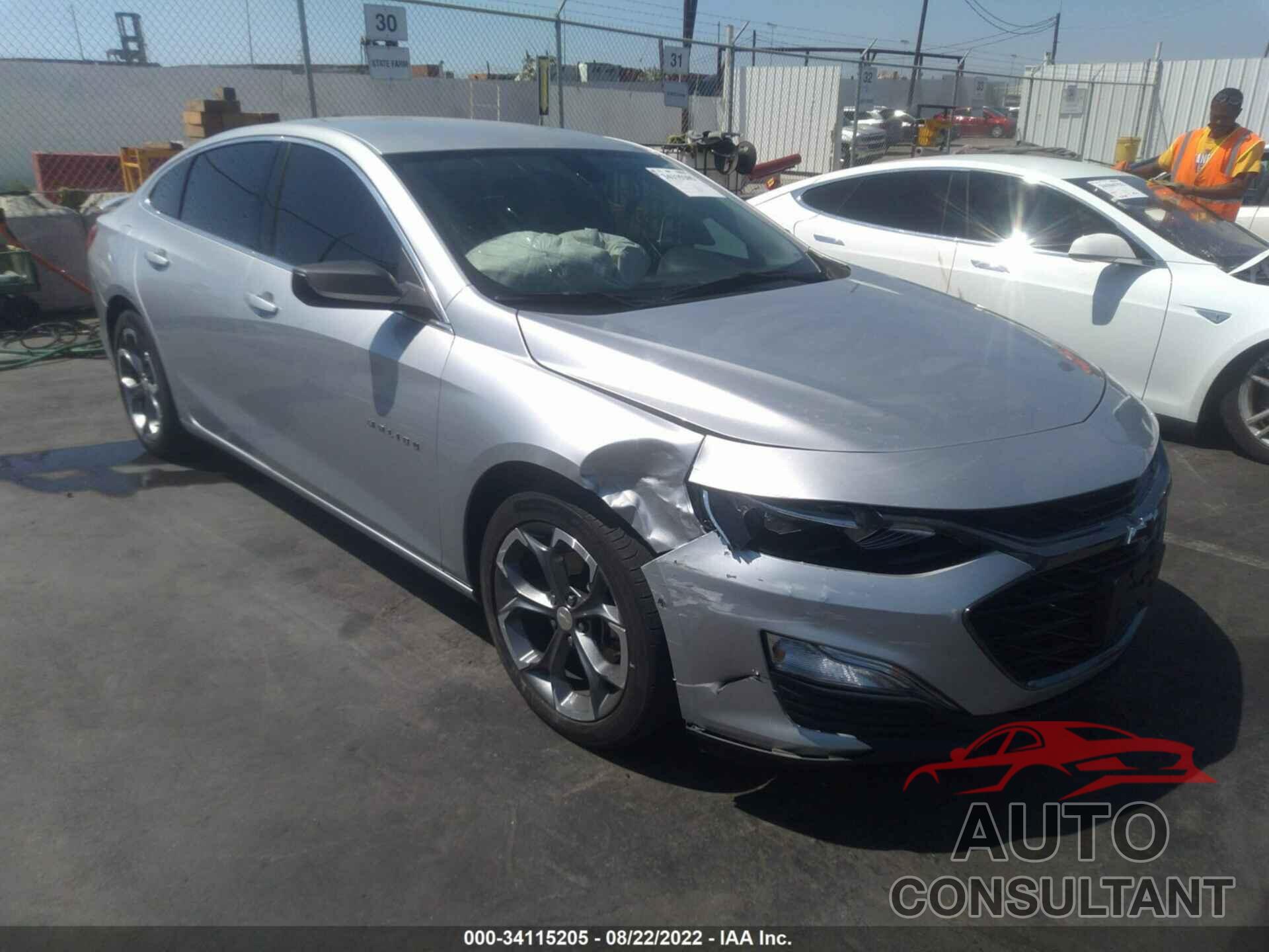 CHEVROLET MALIBU 2019 - 1G1ZG5ST0KF225826