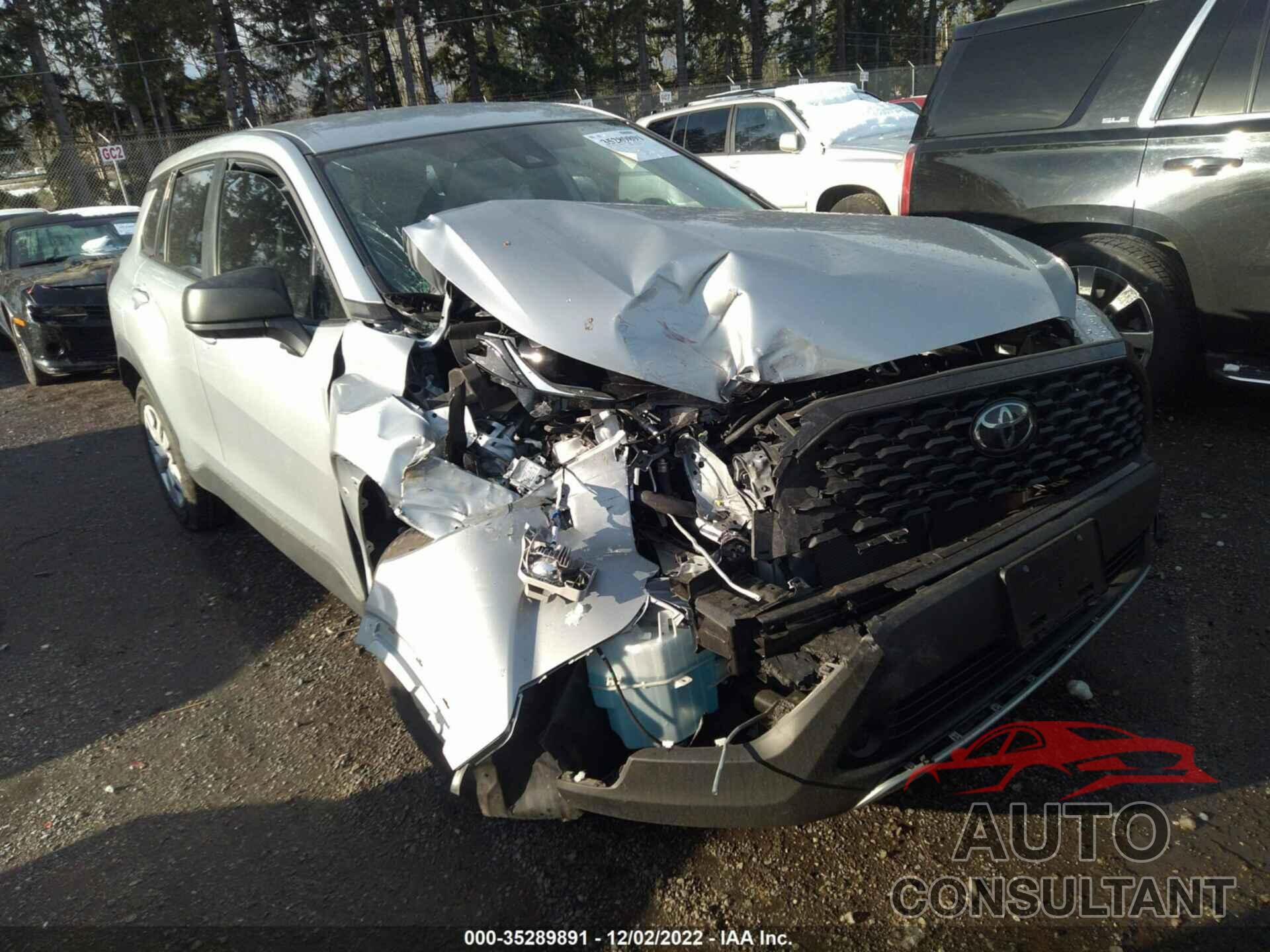 TOYOTA COROLLA CROSS 2022 - 7MUAAAAGXNV001427