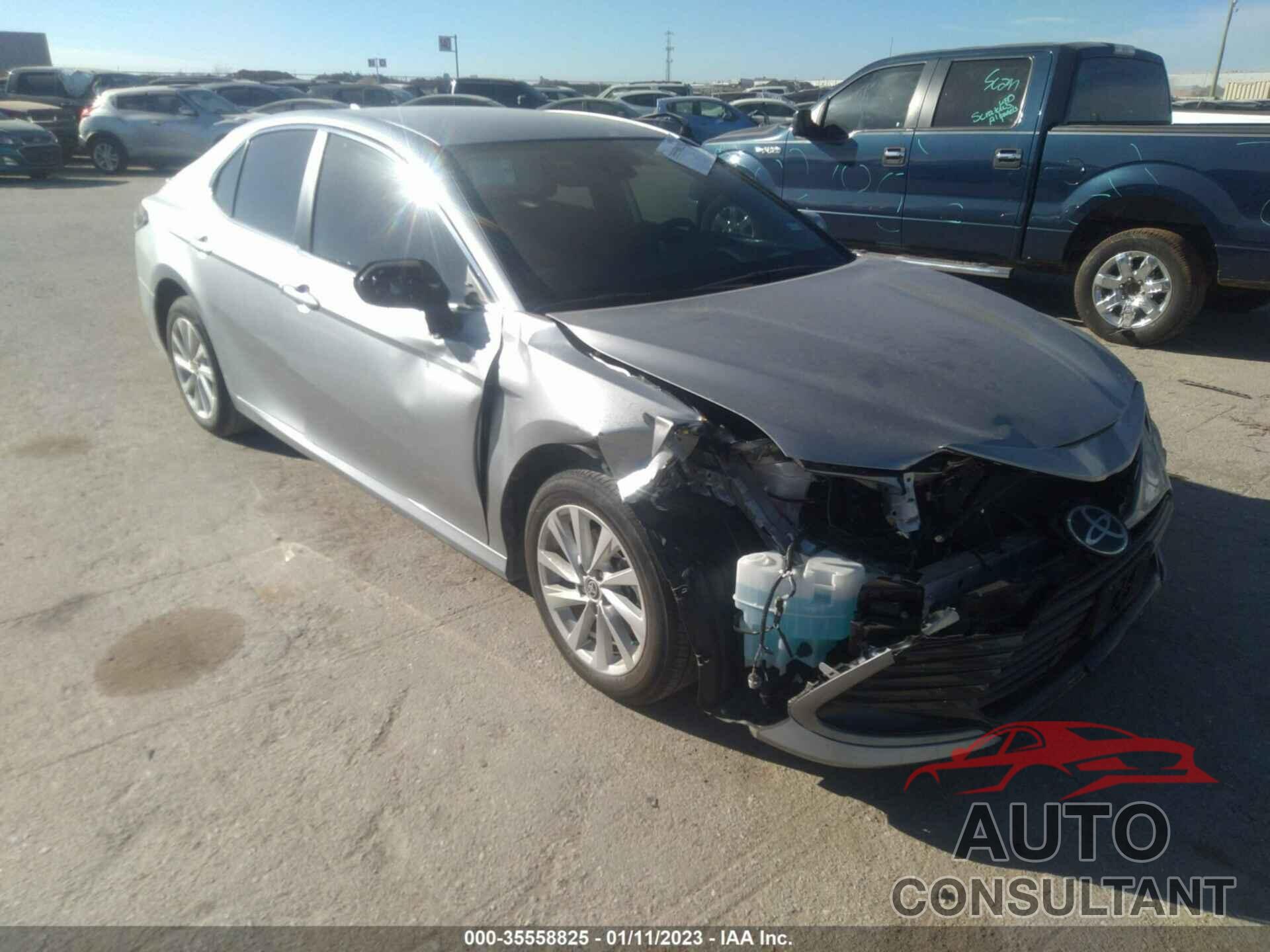 TOYOTA CAMRY 2022 - 4T1C11AK2NU692628