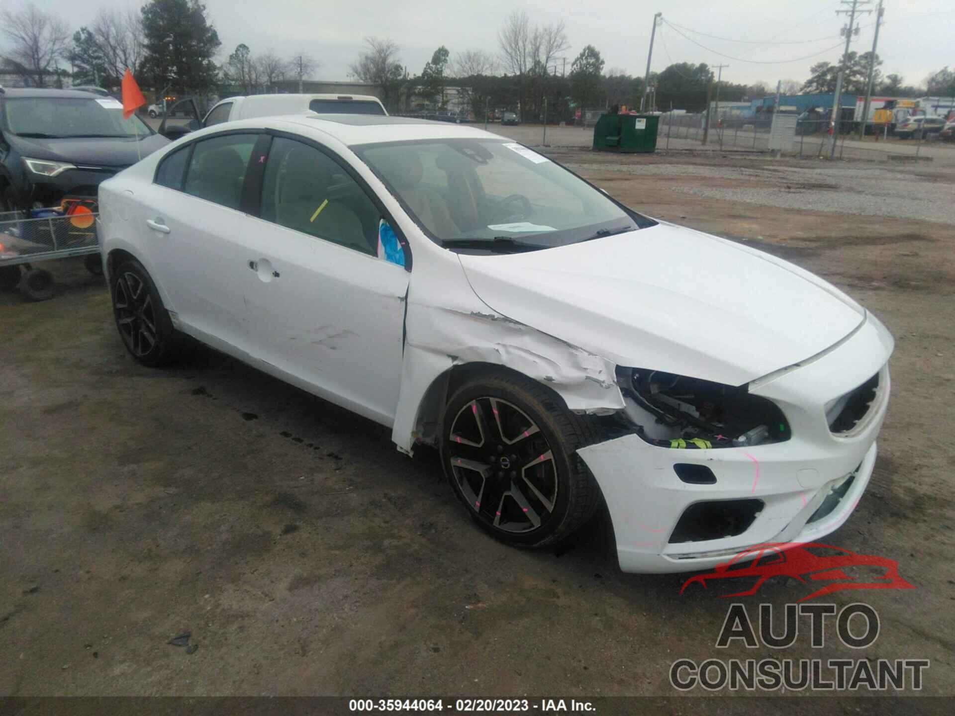 VOLVO S60 2018 - YV140MTL4J2458638