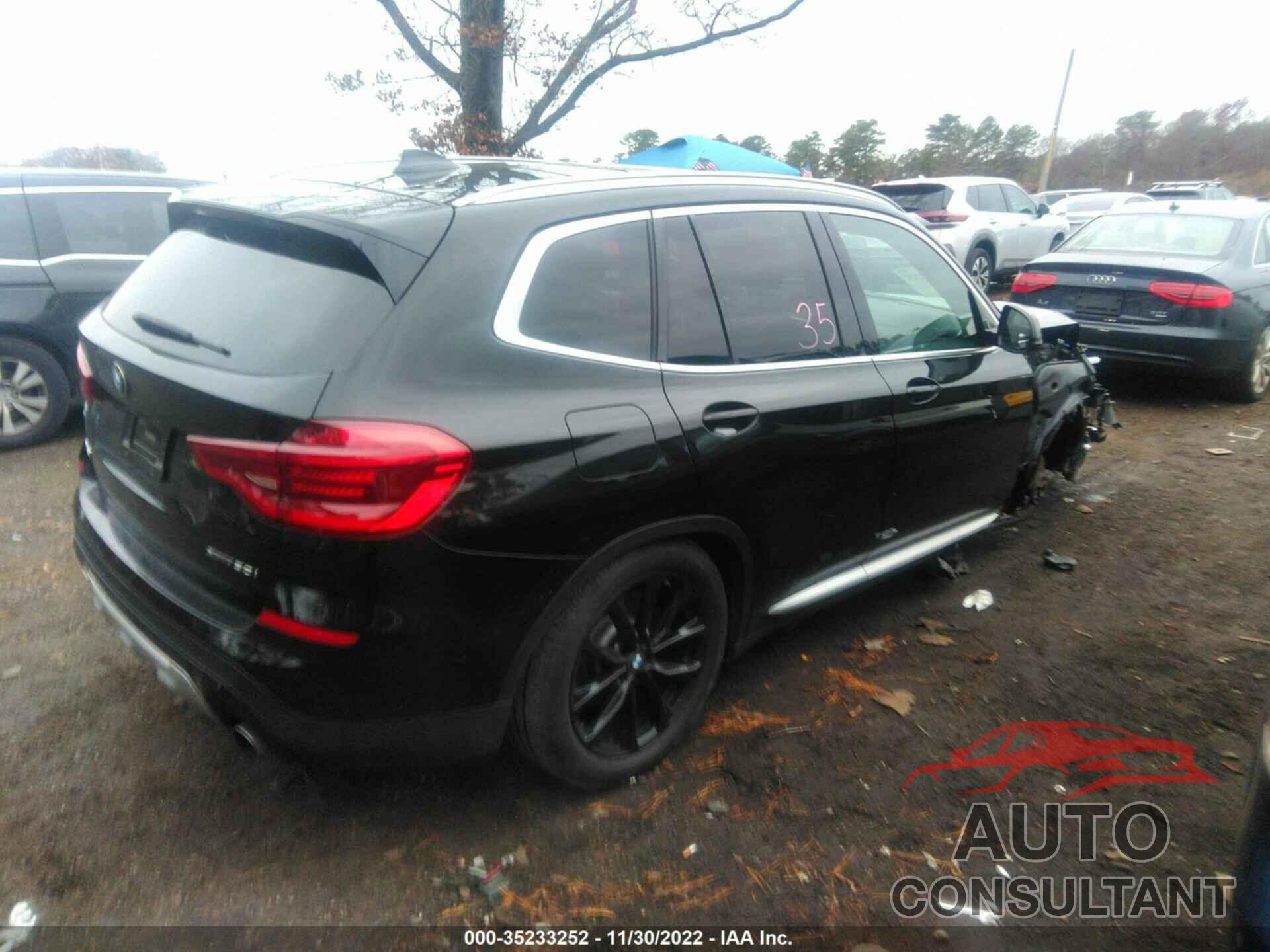 BMW X3 2018 - 5UXTR9C53JLD67636