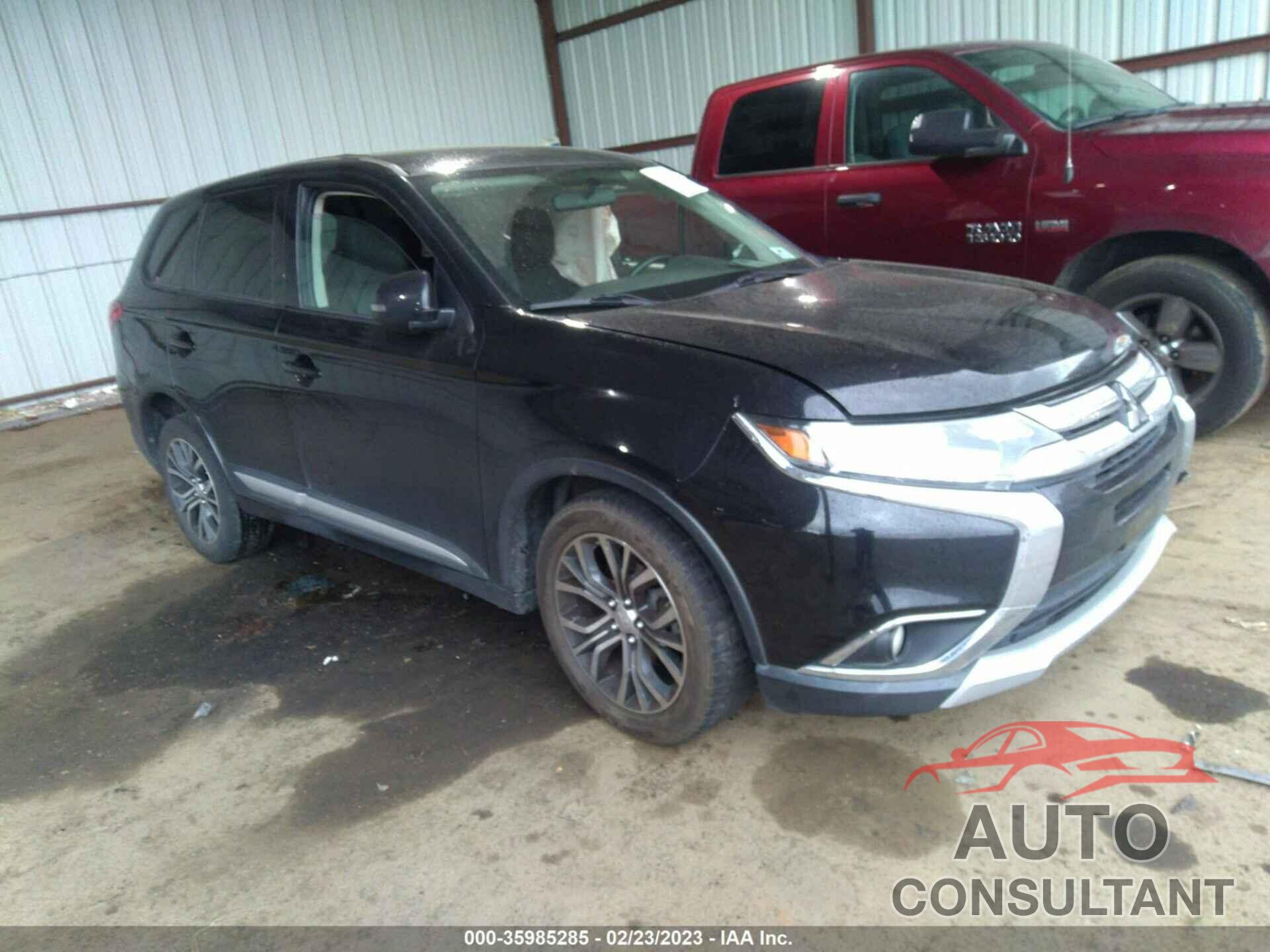 MITSUBISHI OUTLANDER 2017 - JA4AD3A35HZ027375