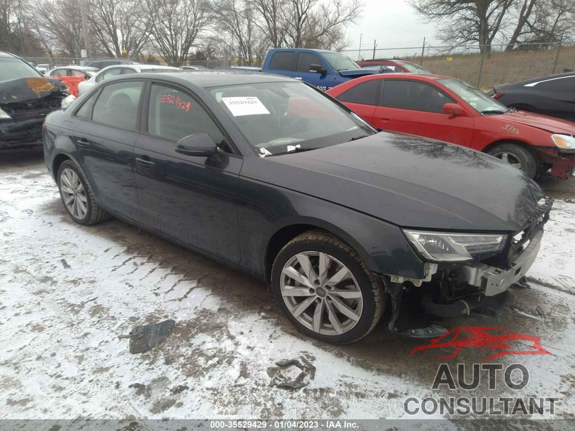 AUDI A4 2017 - WAUANAF46HN060687