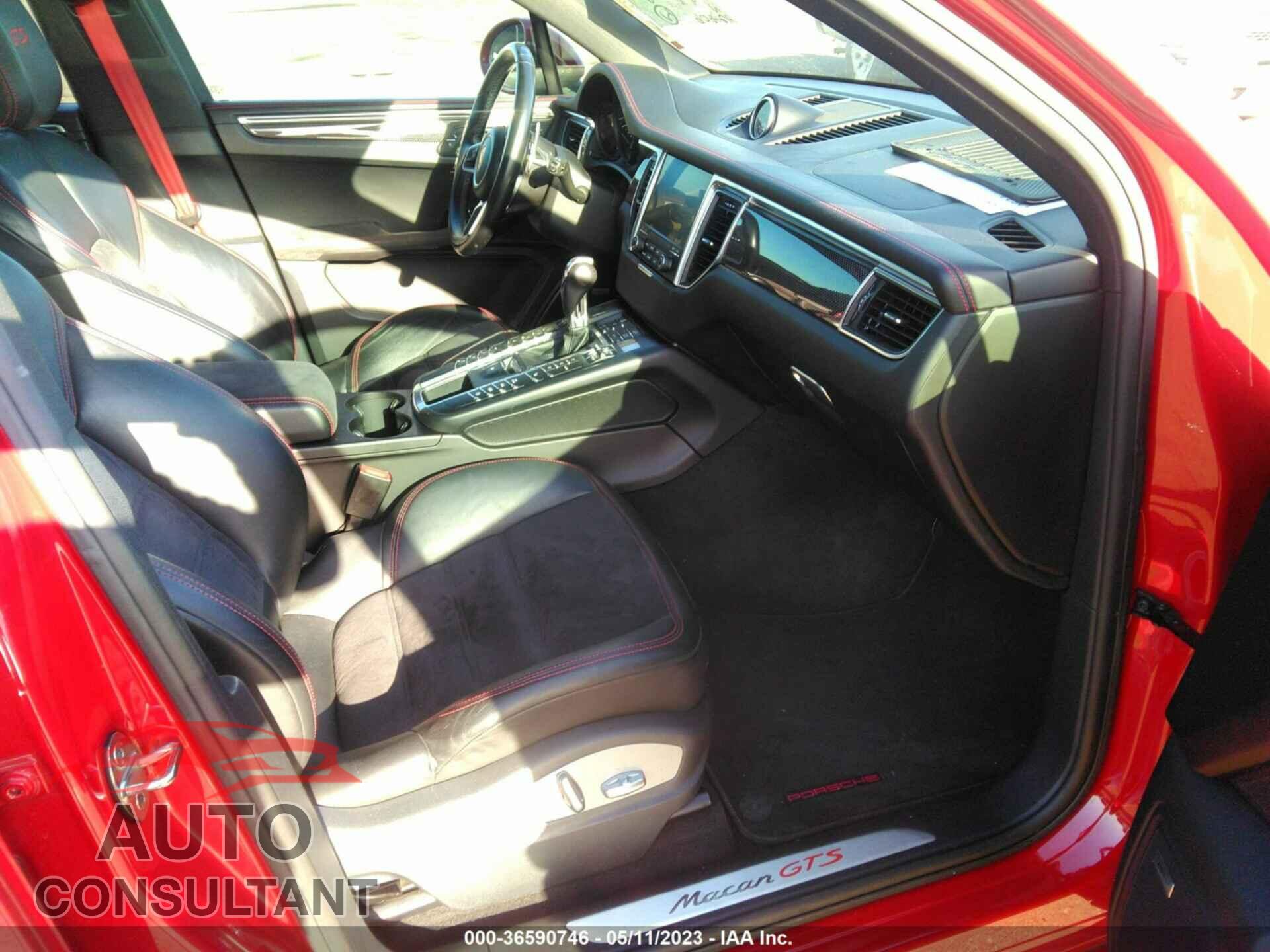 PORSCHE MACAN 2017 - WP1AG2A54HLB51907
