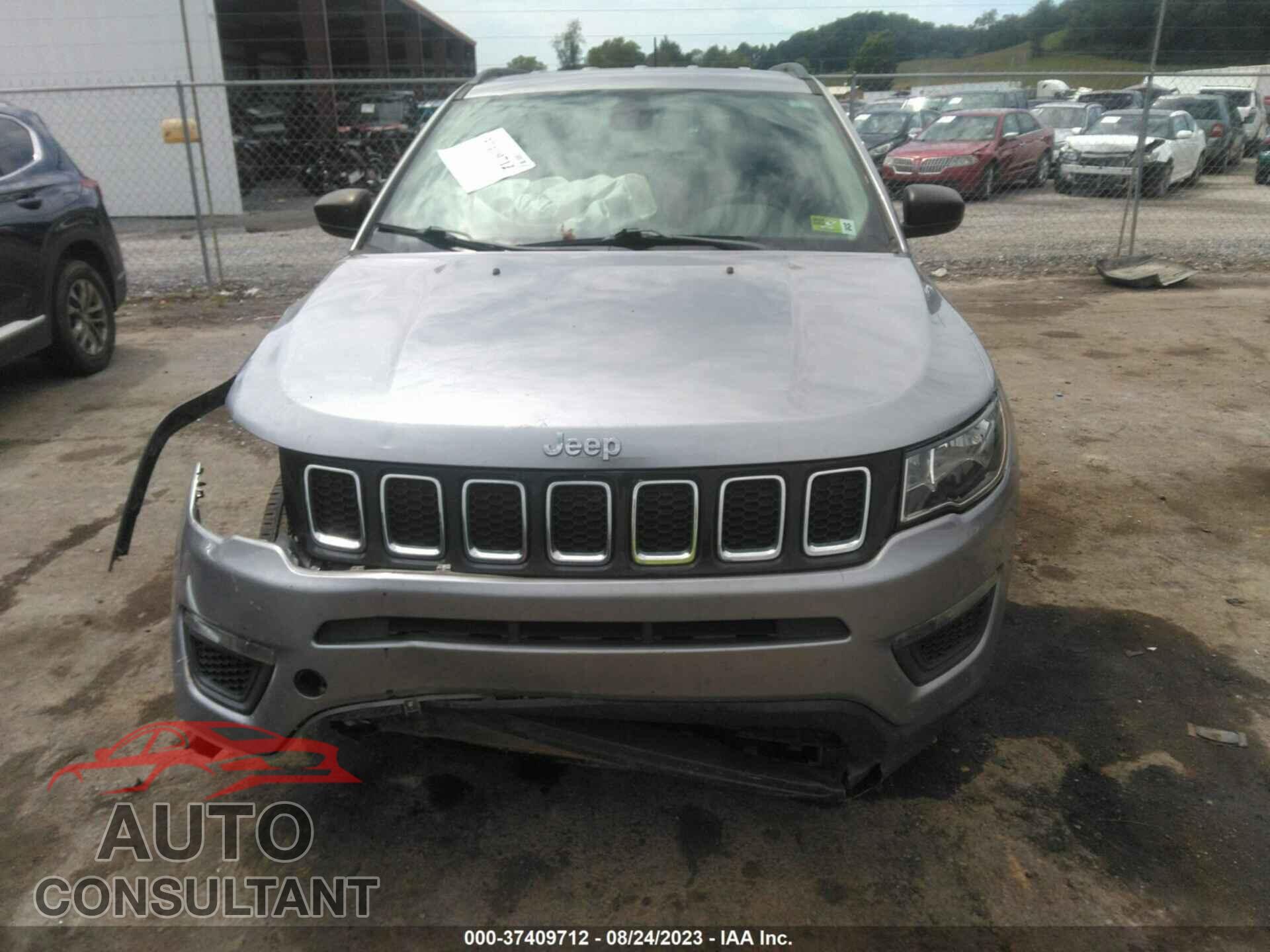 JEEP COMPASS 2018 - 3C4NJDAB7JT366018