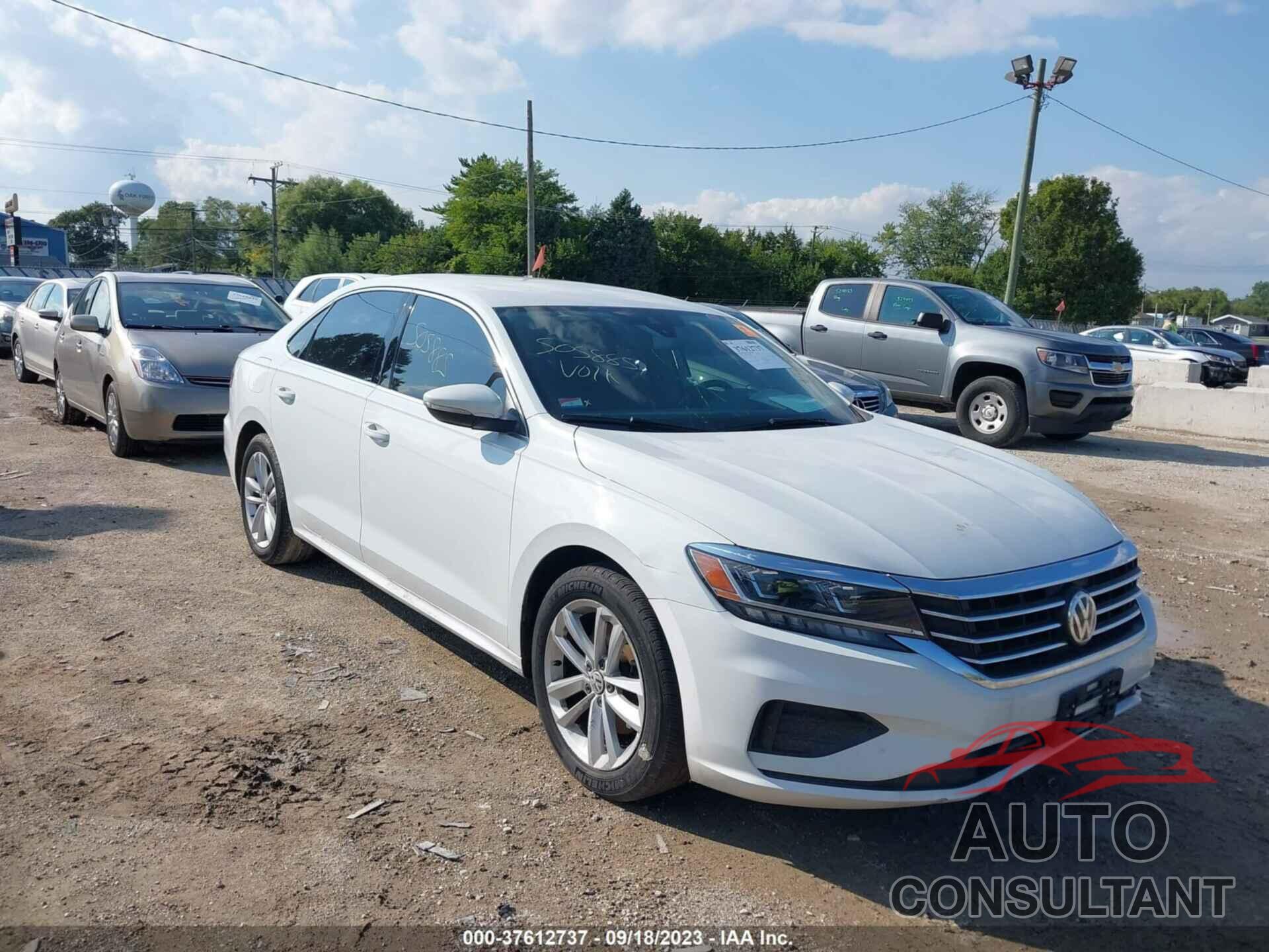 VOLKSWAGEN PASSAT 2020 - 1VWSA7A38LC008337