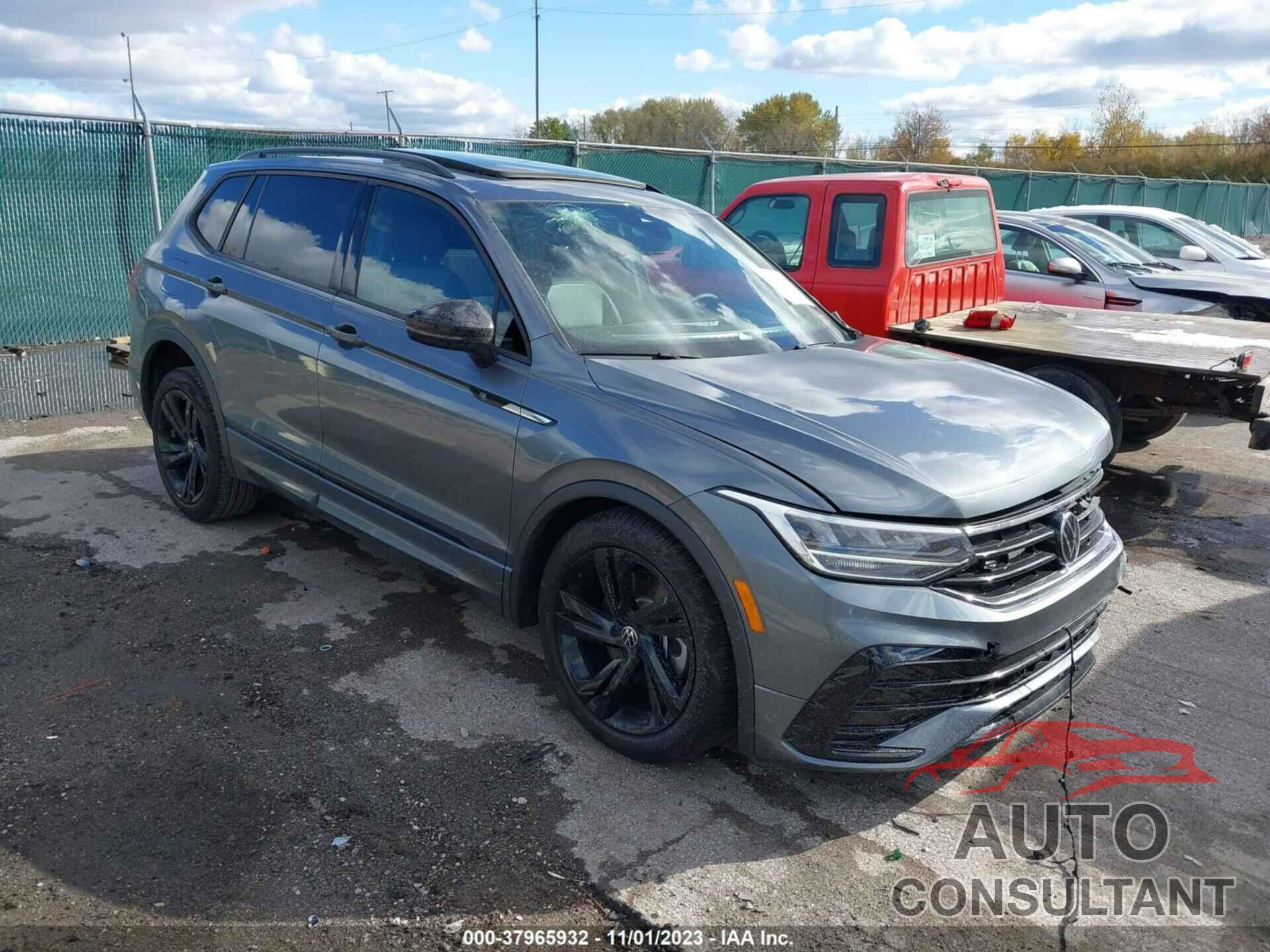 VOLKSWAGEN TIGUAN 2023 - 3VVCB7AX0PM075124