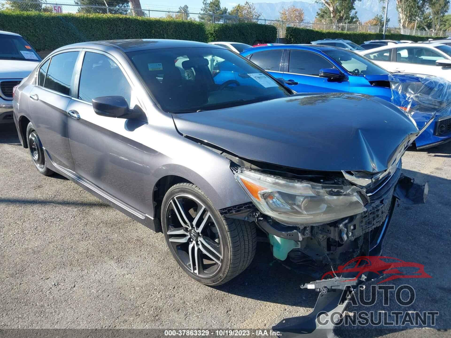HONDA ACCORD 2017 - 1HGCR2F50HA260536